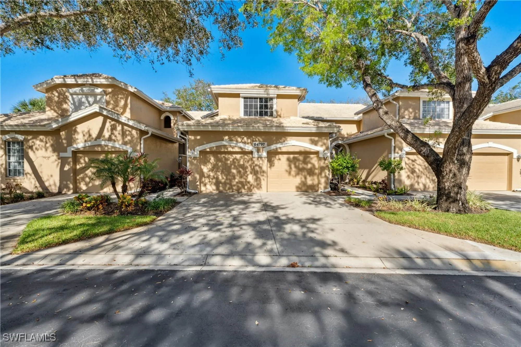 Property Slideshow image 27 of 41 | 24797 lakemont cove ln 202, Bonita Springs, FL, 34134
