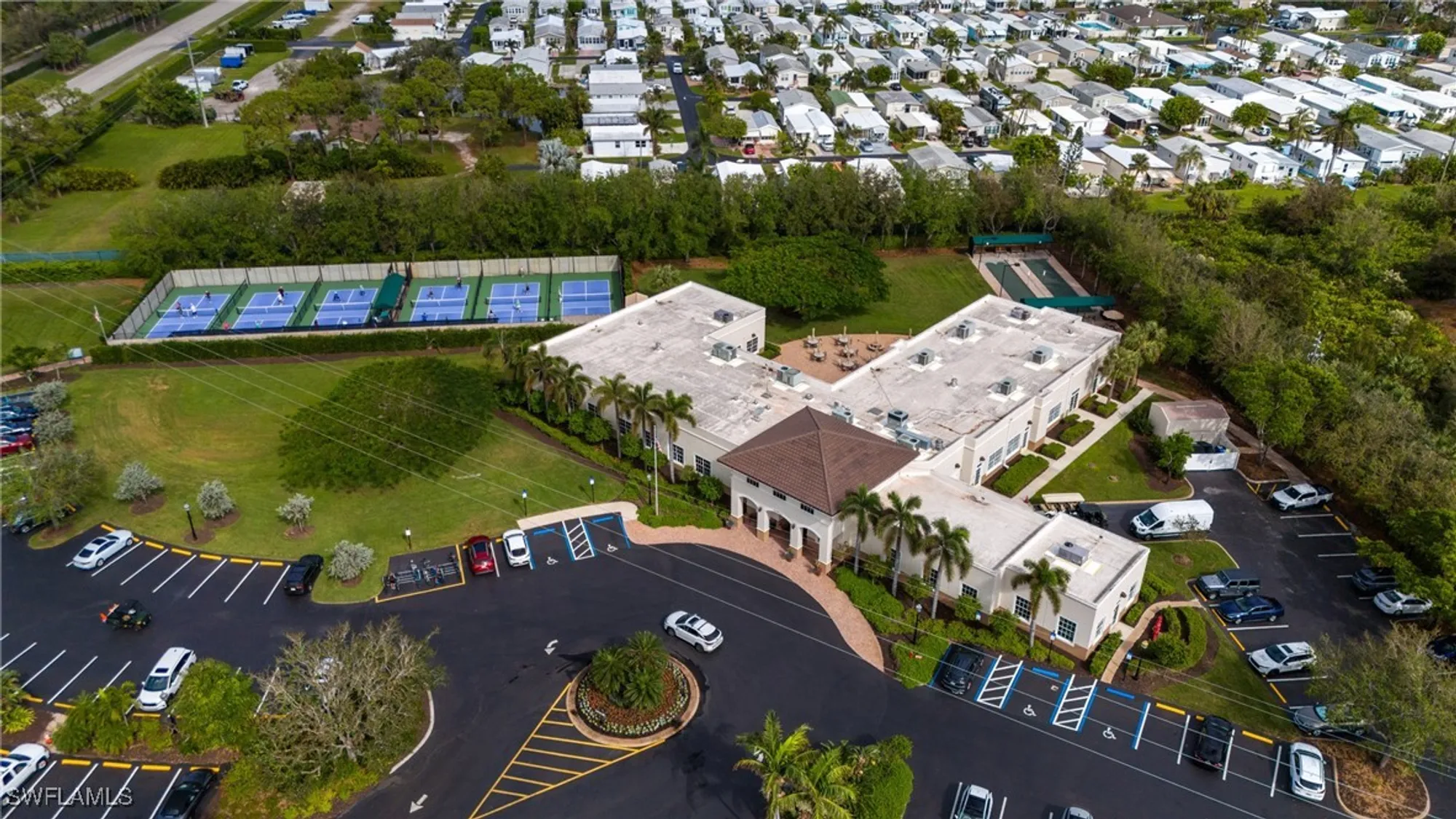 Property Slideshow image 34 of 41 | 24797 lakemont cove ln 202, Bonita Springs, FL, 34134