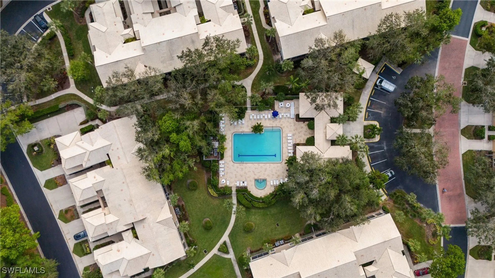 Property Slideshow image 33 of 41 | 24797 lakemont cove ln 202, Bonita Springs, FL, 34134