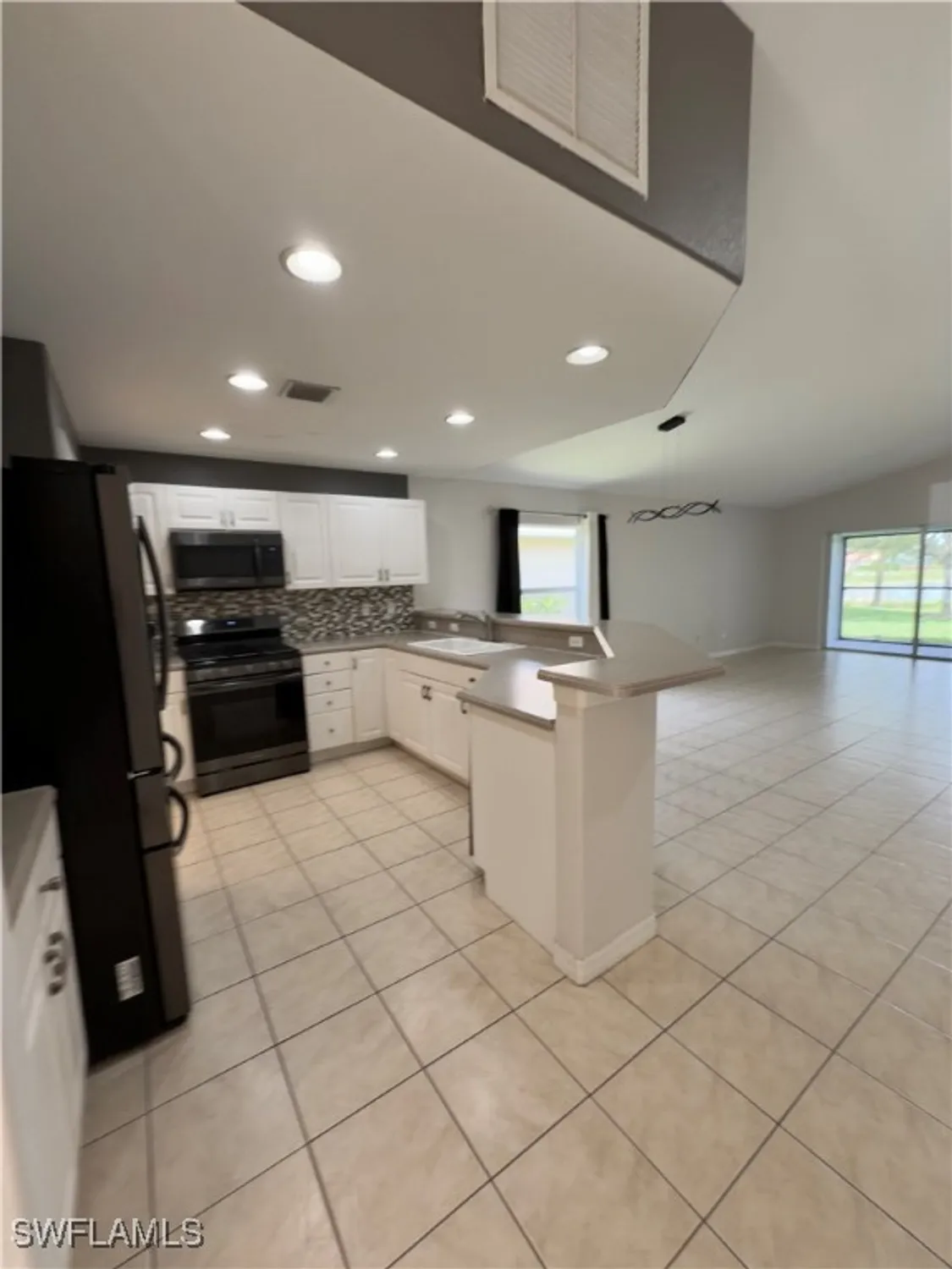 Property Slideshow image 5 of 24 | 19639 villa rosa loop, Estero, FL, 33967