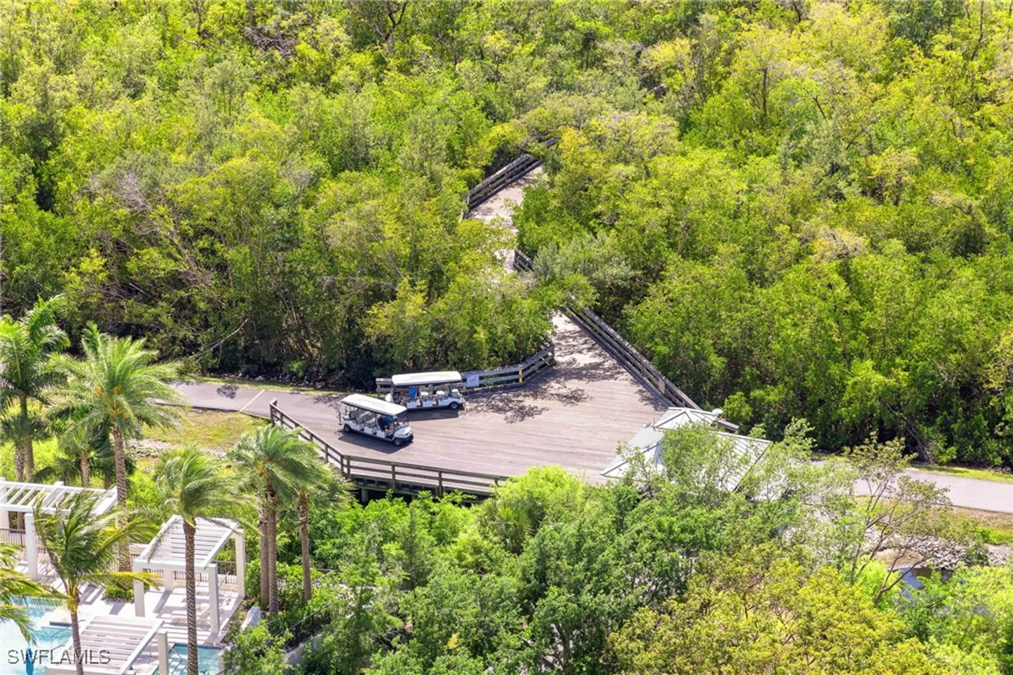 Property Slideshow image 25 of 36 | 707 buttonbush ln, Naples, FL, 34108