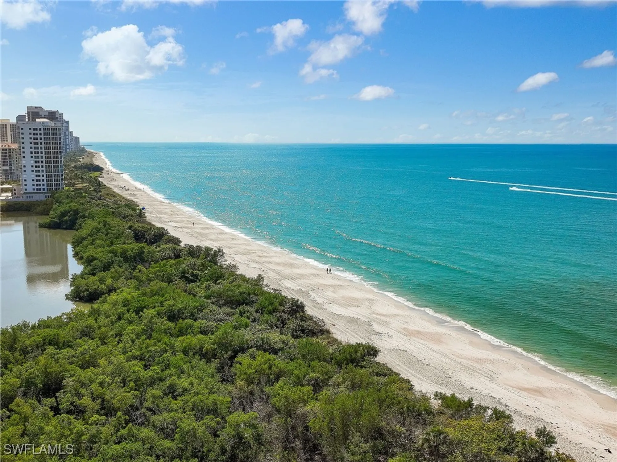 Property Slideshow image 29 of 36 | 707 buttonbush ln, Naples, FL, 34108