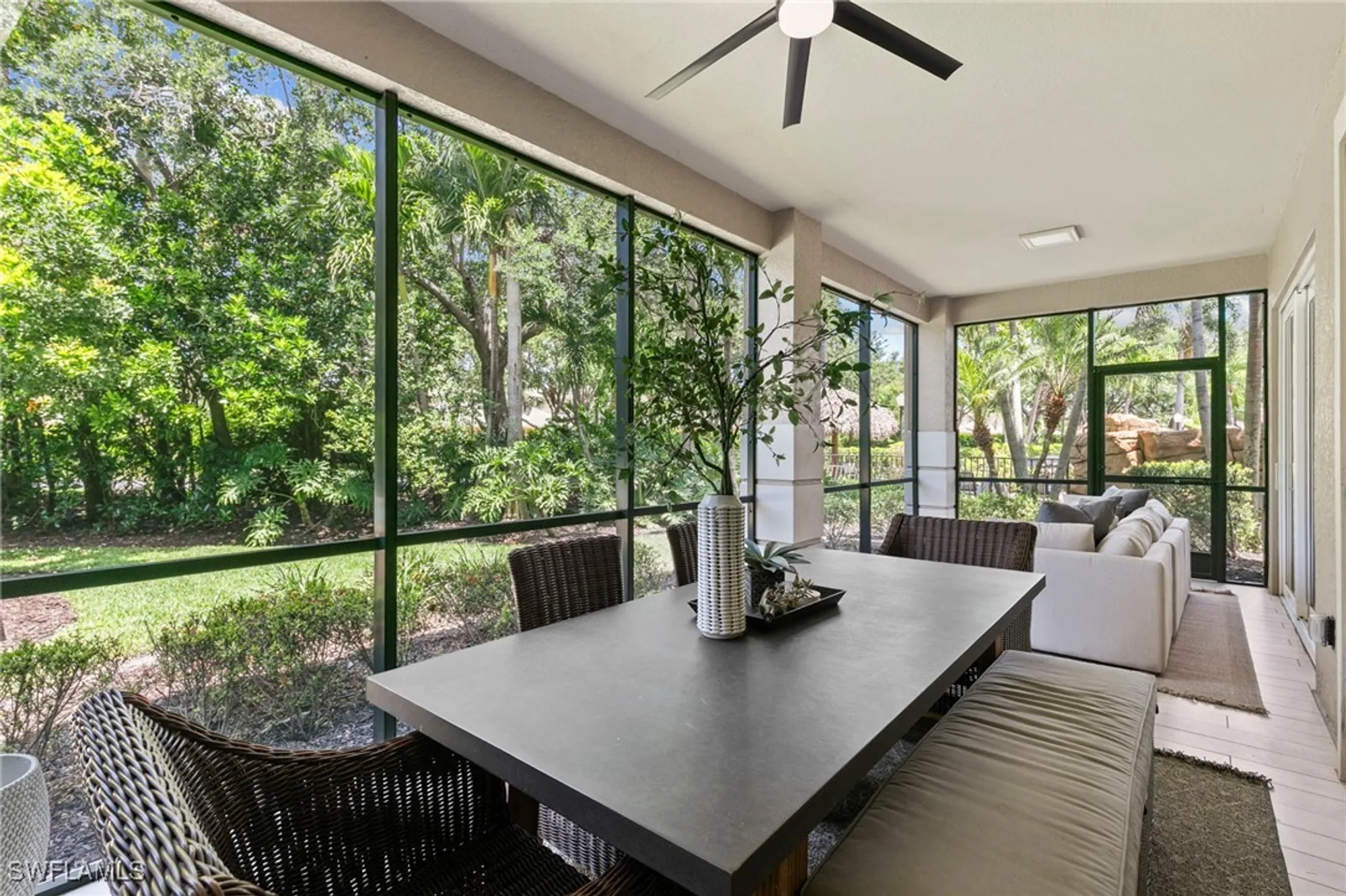 Property Slideshow image 2 of 20 | 575 el camino real # 6-102, Naples, FL, 34119