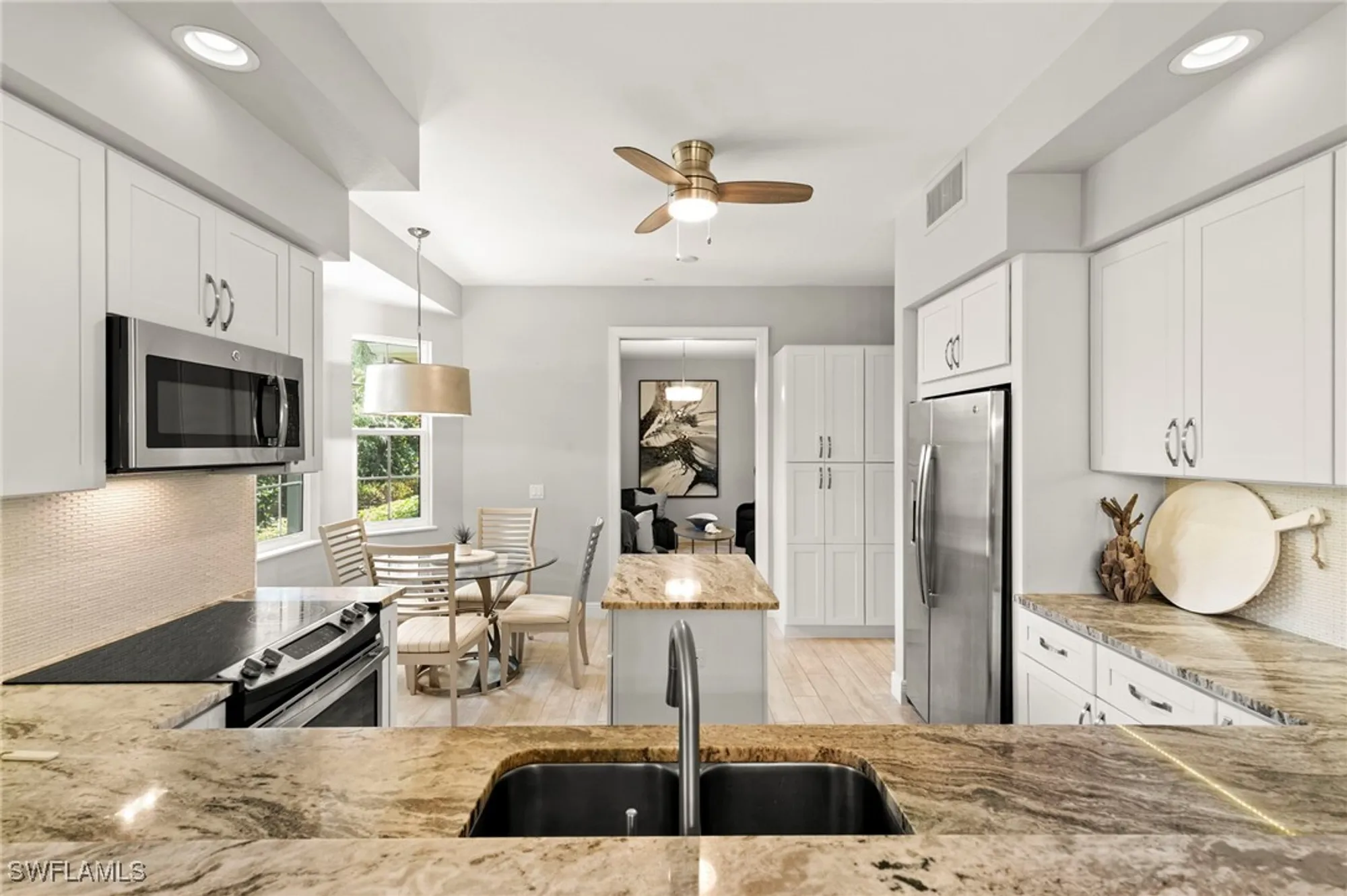 Property Slideshow image 8 of 20 | 575 el camino real # 6-102, Naples, FL, 34119