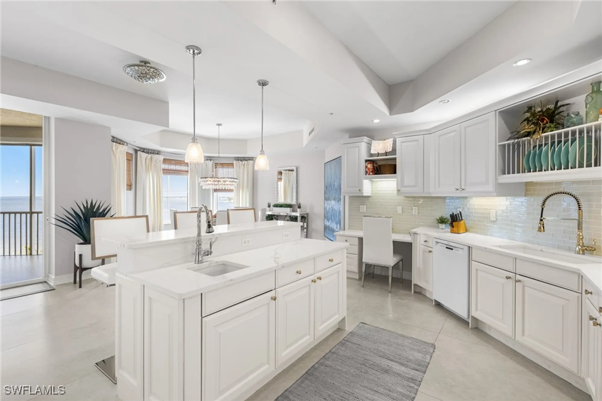 Property Slideshow image 15 of 50 | 14270 royal harbour ct 920, Fort Myers, FL, 33908