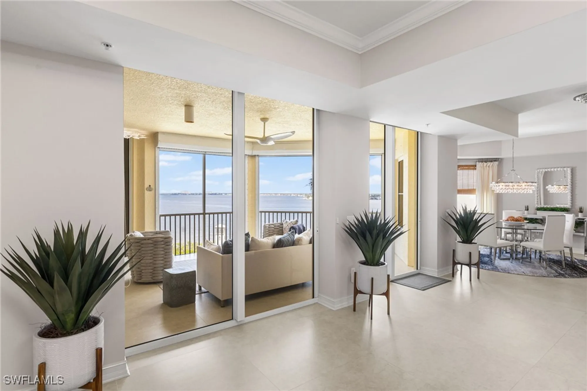 Property Slideshow image 11 of 50 | 14270 royal harbour ct 920, Fort Myers, FL, 33908