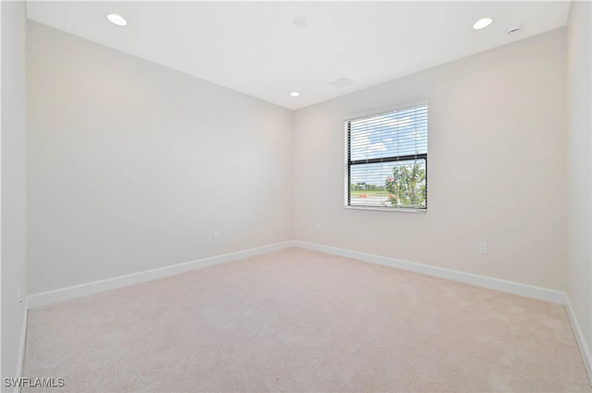 Property Slideshow image 29 of 50 | 14496 cumbria ct, Fort Myers, FL, 33905