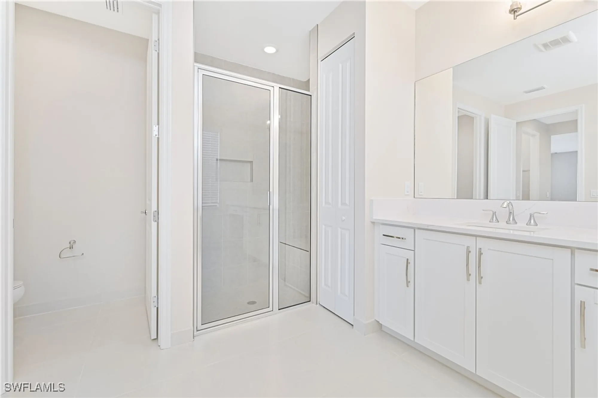 Property Slideshow image 21 of 50 | 14496 cumbria ct, Fort Myers, FL, 33905