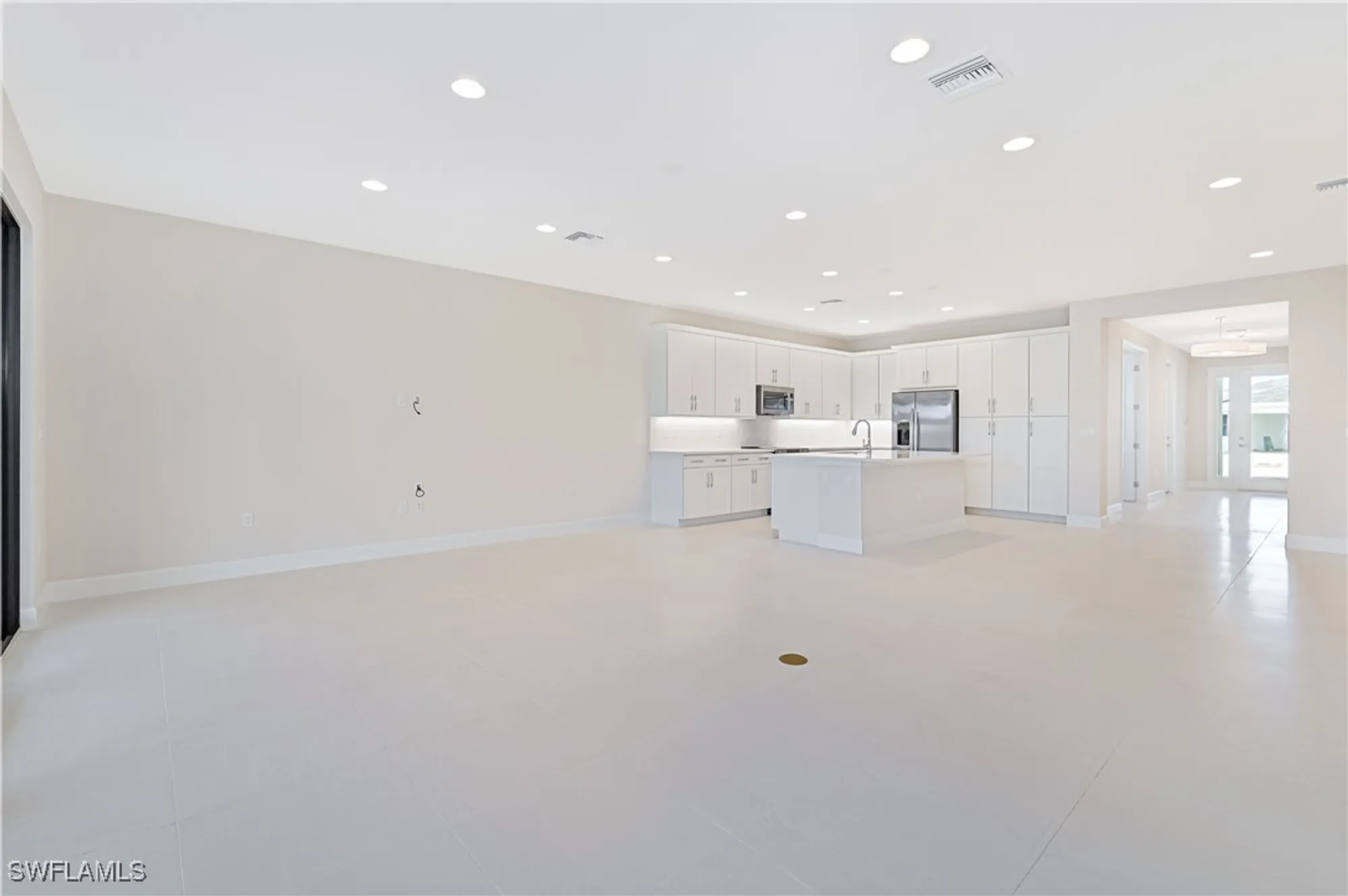 Property Slideshow image 6 of 50 | 14496 cumbria ct, Fort Myers, FL, 33905