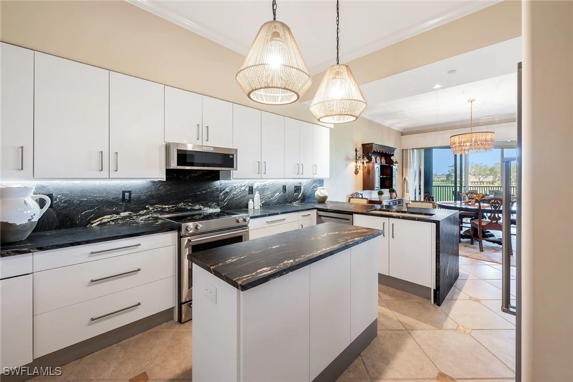 Property Slideshow image 15 of 43 | 560 el camino real apt 1102, Naples, FL, 34119