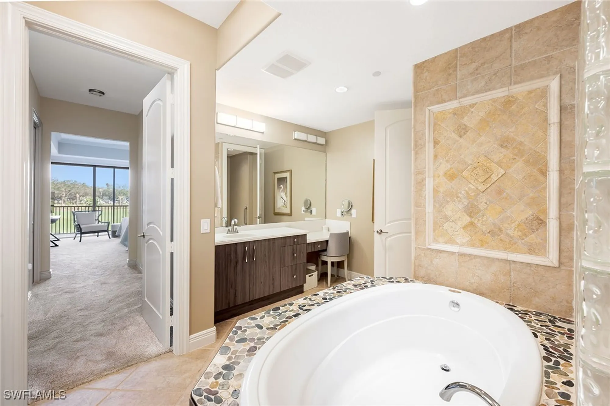 Property Slideshow image 23 of 43 | 560 el camino real apt 1102, Naples, FL, 34119