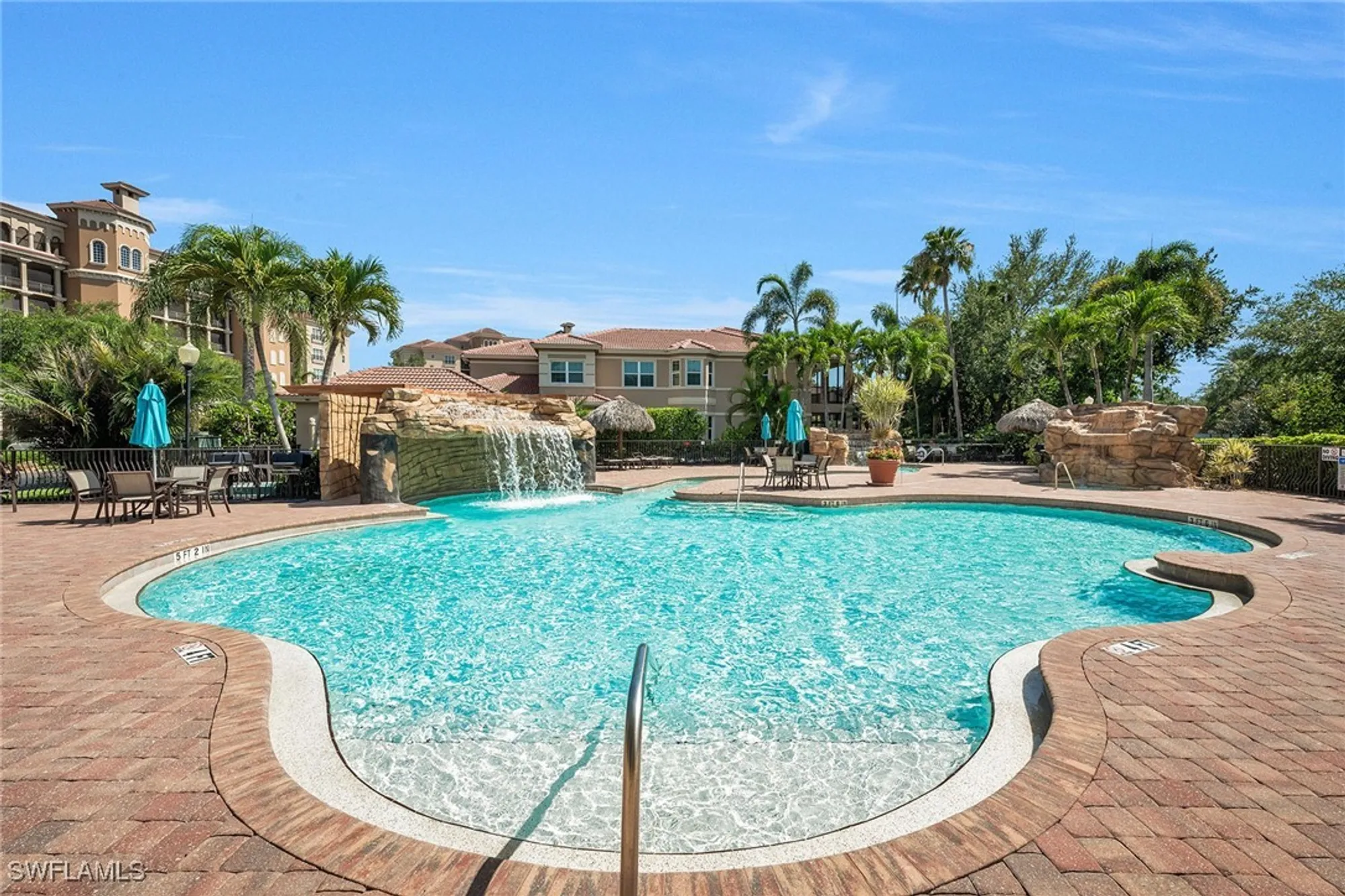 Property Slideshow image 35 of 43 | 560 el camino real apt 1102, Naples, FL, 34119