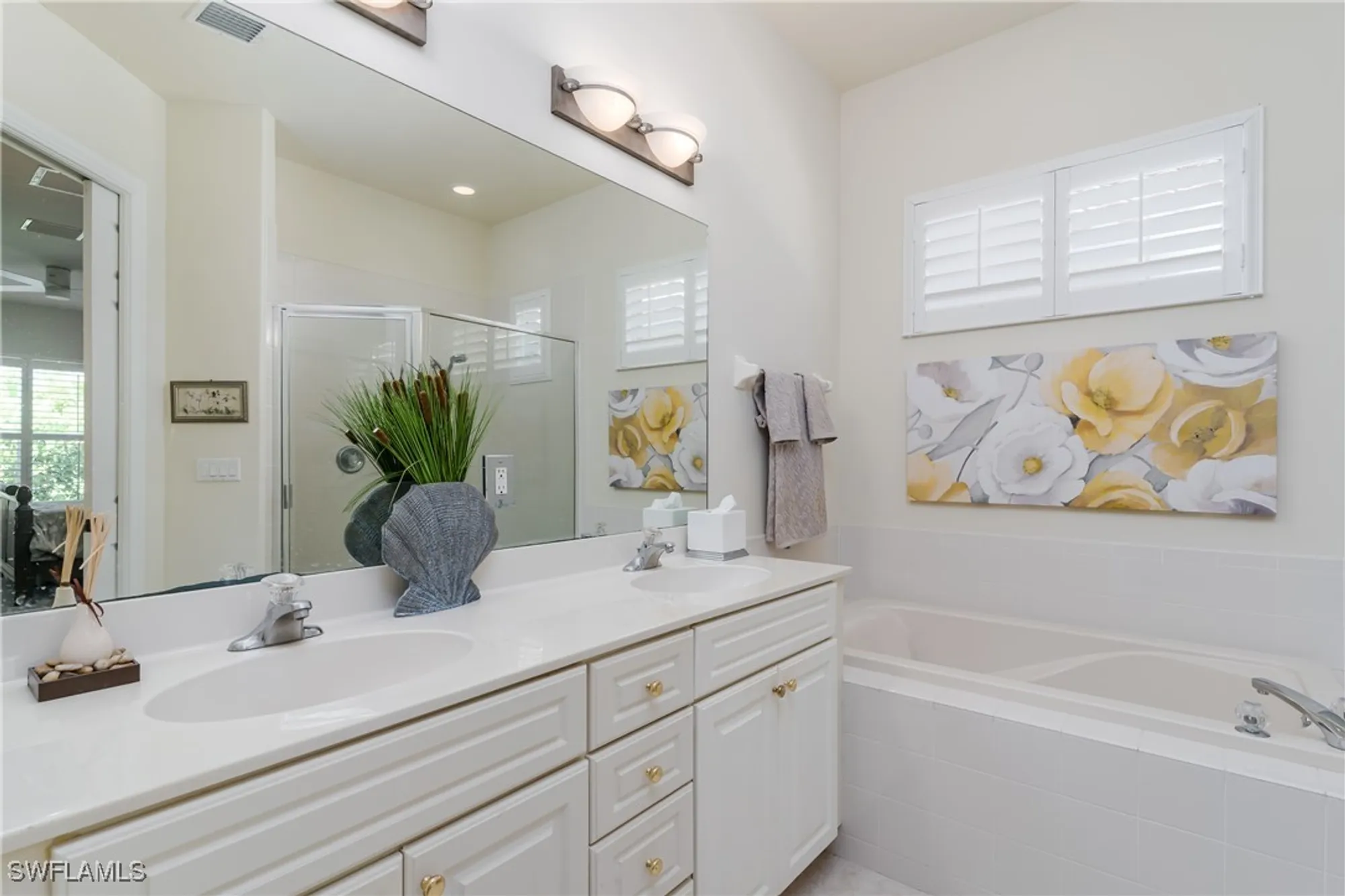 Property Slideshow image 22 of 38 | 6841 bent grass dr, Naples, FL, 34113