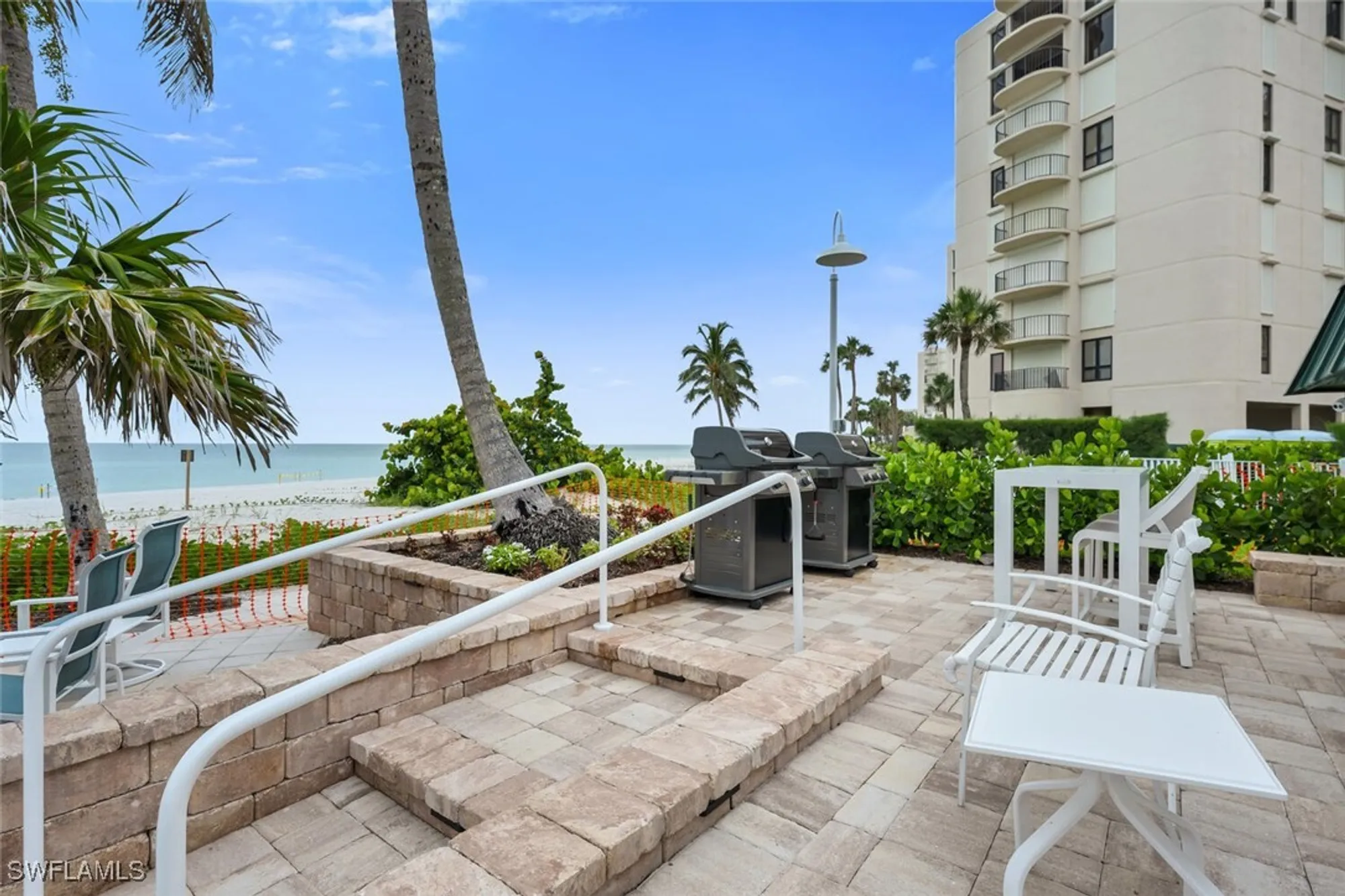 Property Slideshow image 20 of 21 | 3003 gulf shore blvd 404, Naples, FL, 34103