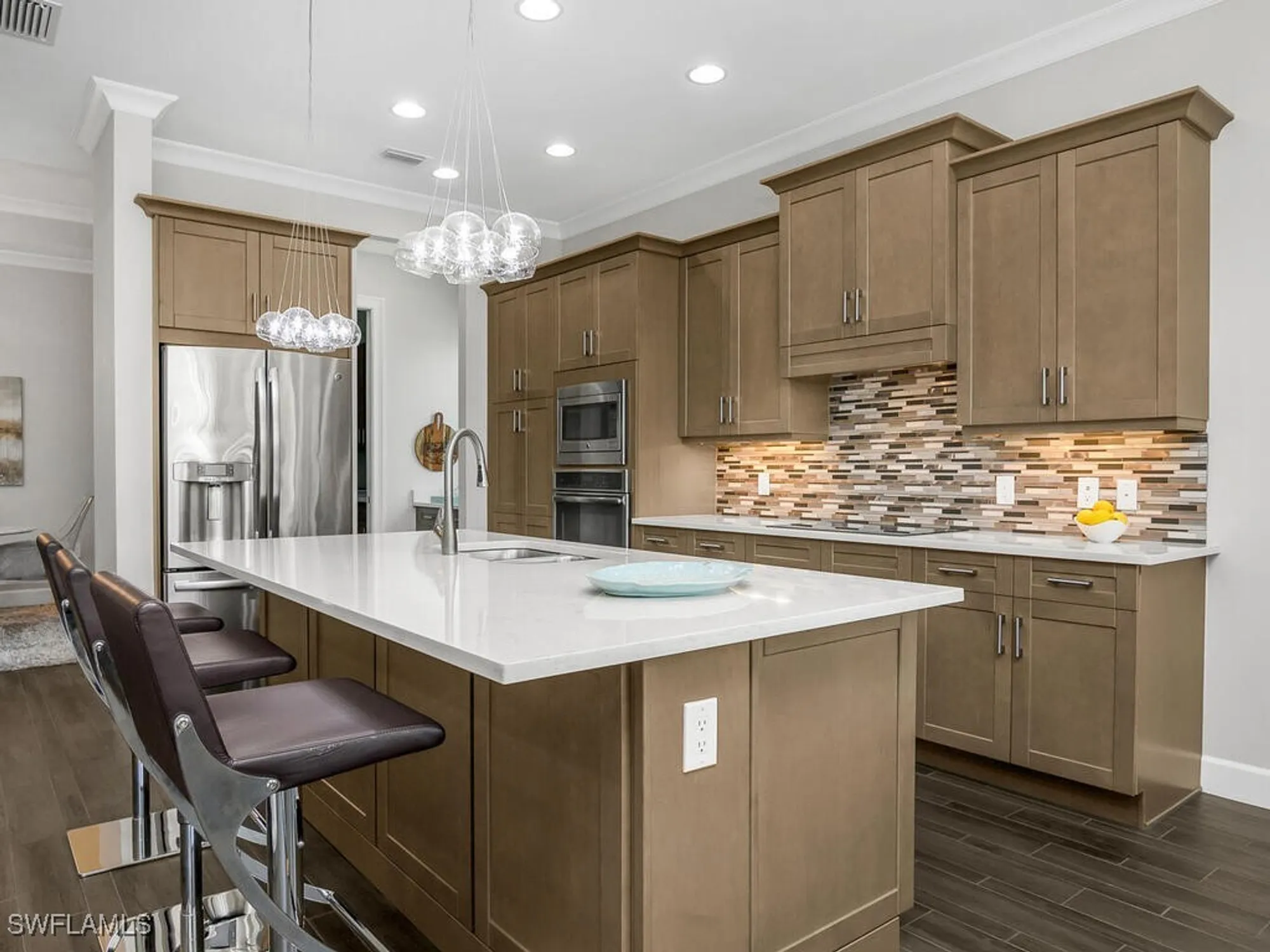 Property Slideshow image 12 of 47 | 6478 warwick ave, Naples, FL, 34113