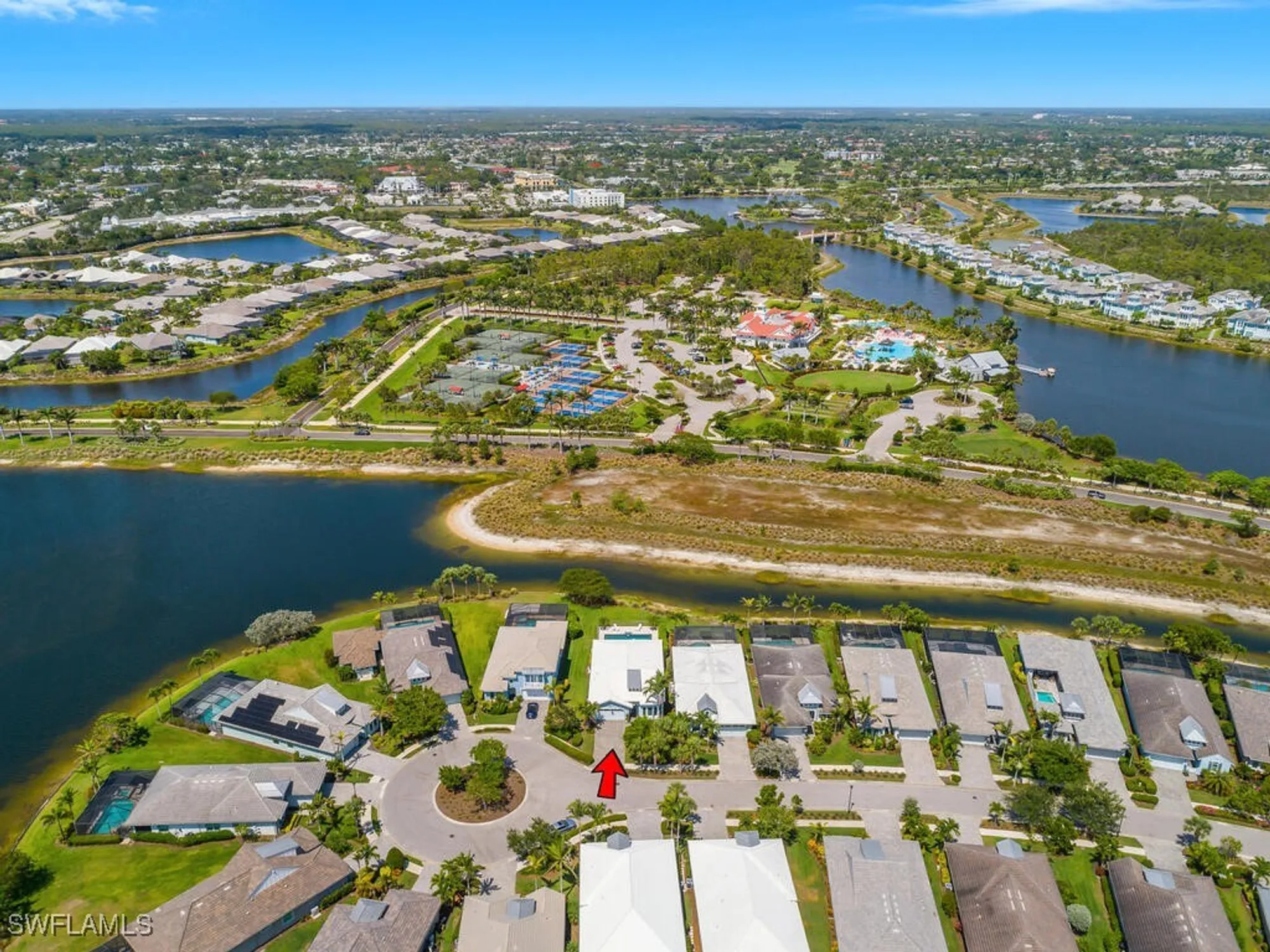 Property Slideshow image 4 of 47 | 6478 warwick ave, Naples, FL, 34113