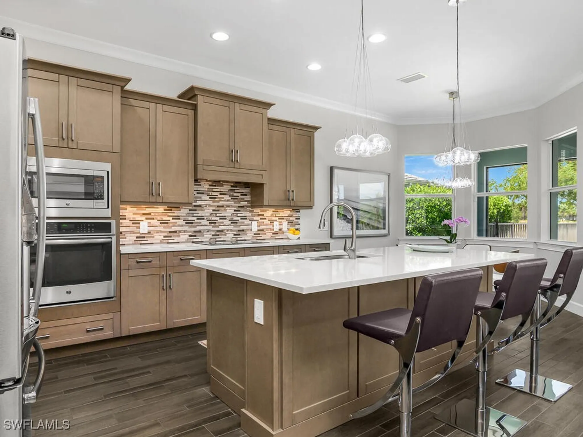 Property Slideshow image 5 of 47 | 6478 warwick ave, Naples, FL, 34113