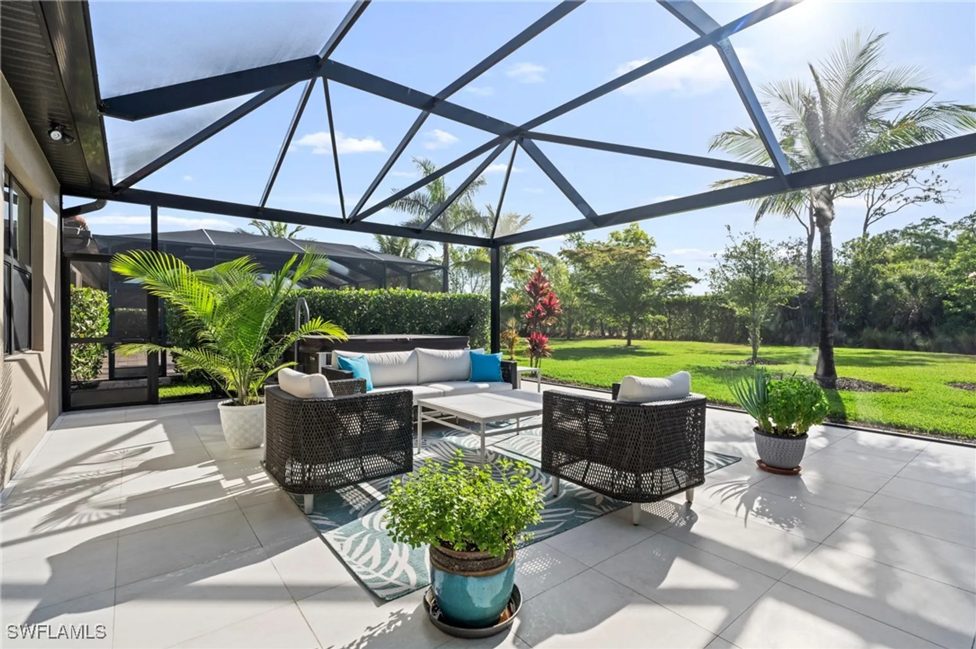 Property Slideshow image 19 of 41 | 9380 vercelli ct, Naples, FL, 34113