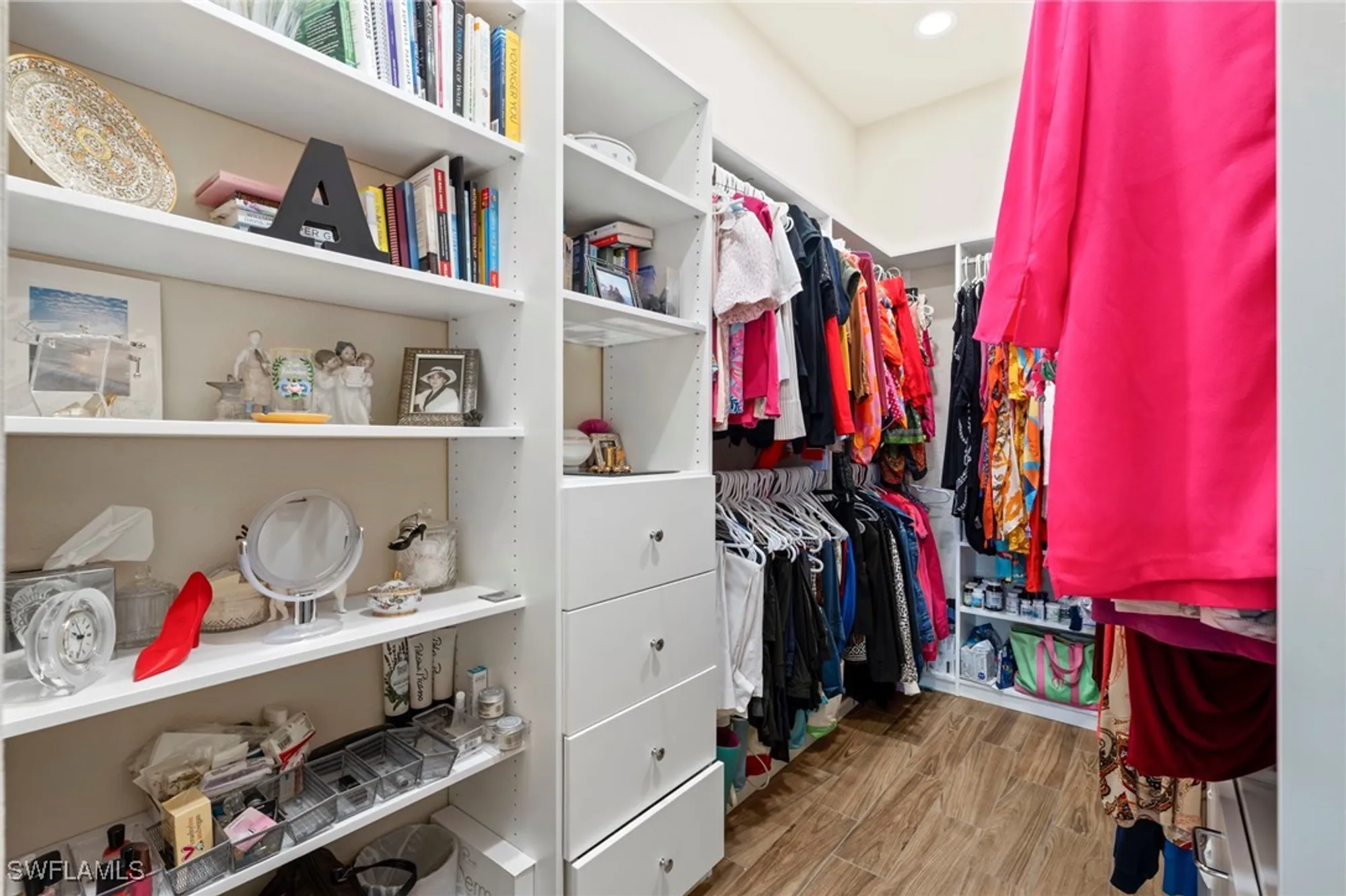 Property Slideshow image 12 of 41 | 9380 vercelli ct, Naples, FL, 34113