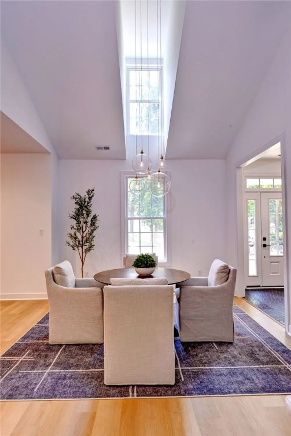 Property Slideshow image 4 of 42 | 3 menife ct, Williamsburg, VA, 23188