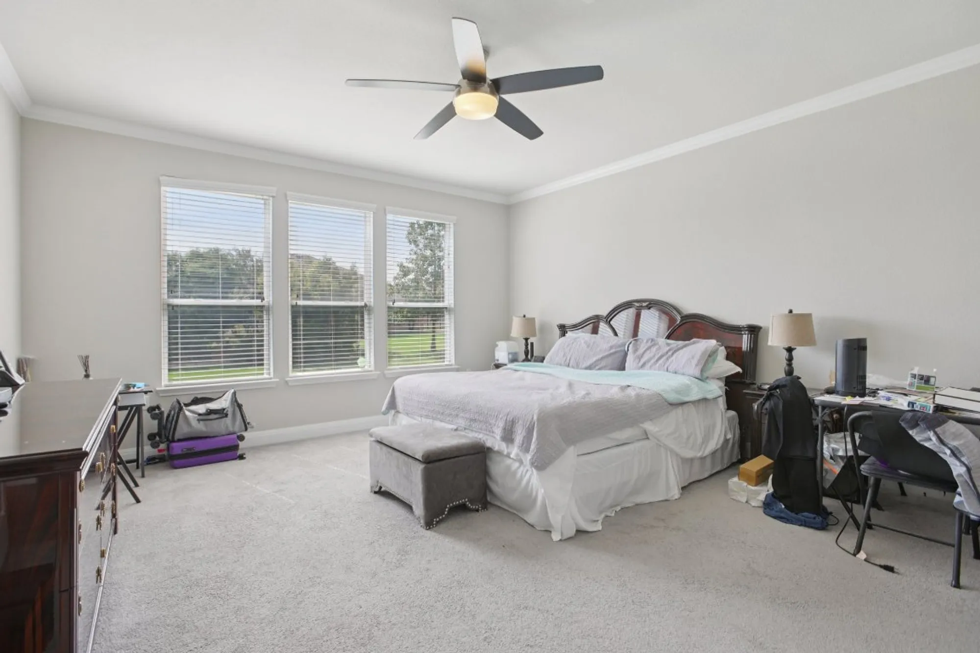 Property Slideshow image 29 of 40 | 806 holiday creek ln, Georgetown, TX, 78633