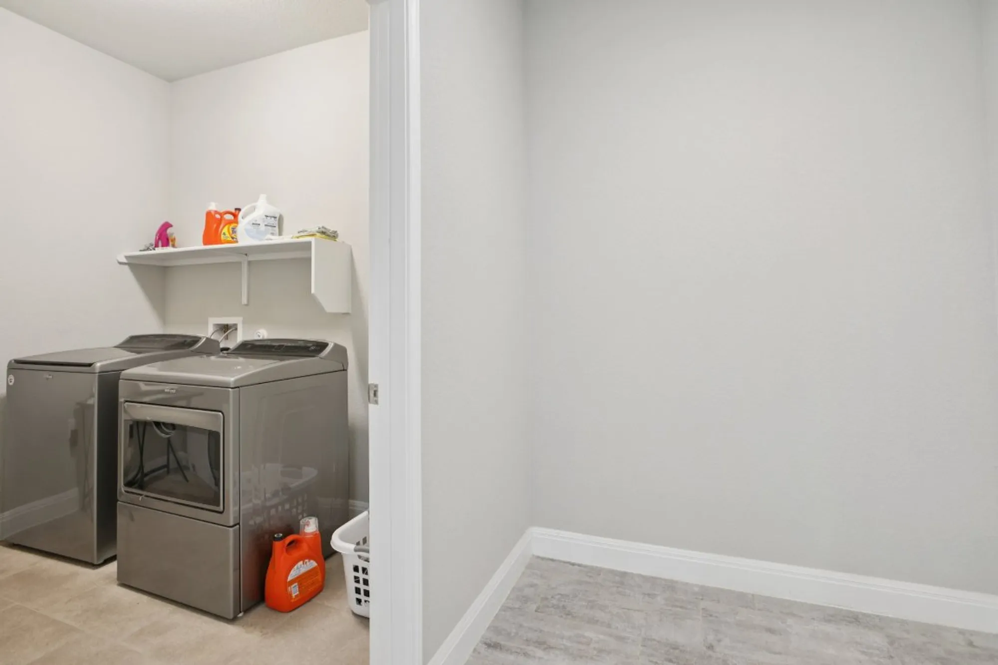 Property Slideshow image 21 of 40 | 806 holiday creek ln, Georgetown, TX, 78633