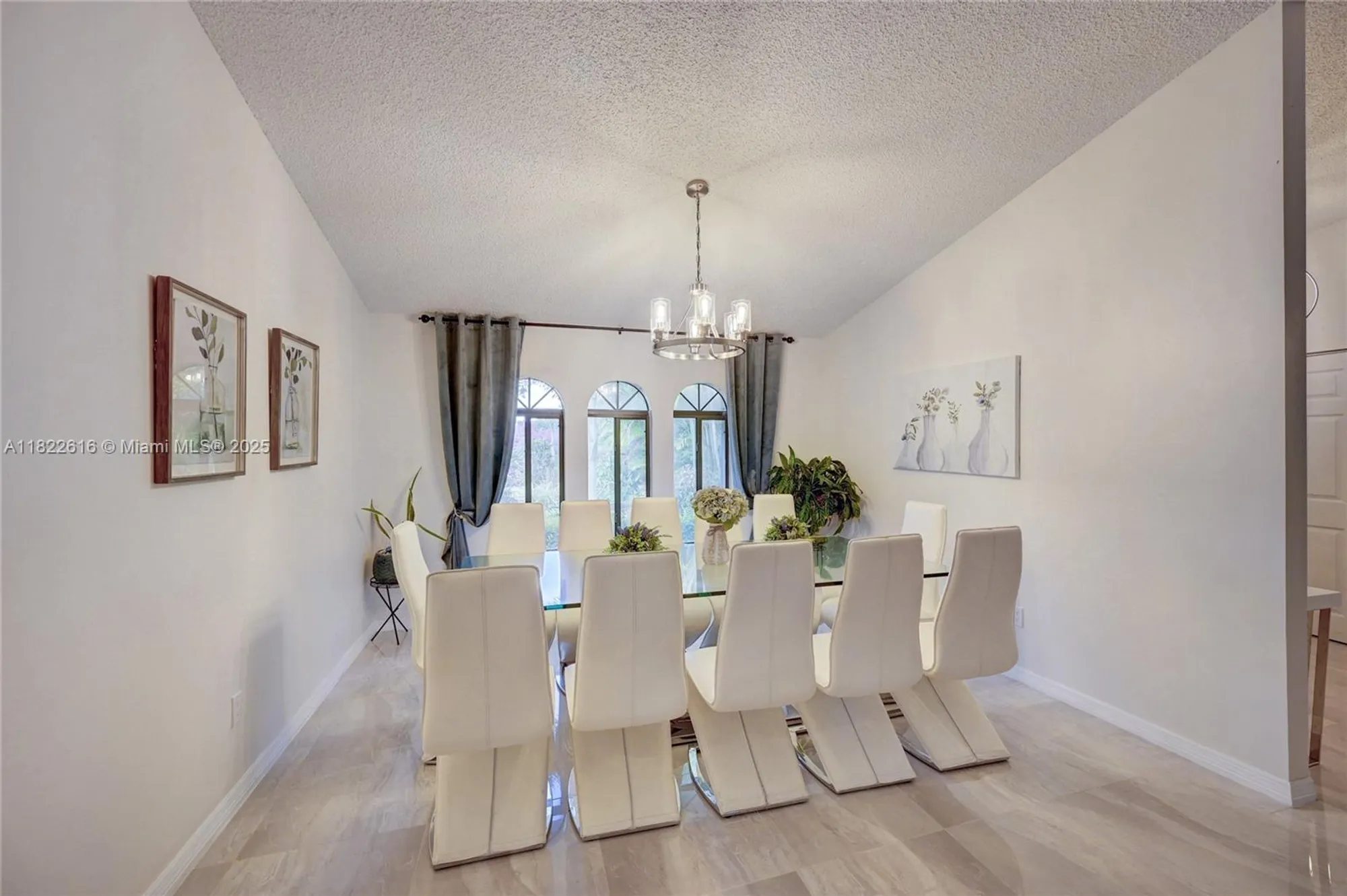 Property Slideshow image 12 of 36 | 2530 riviera dr, Delray Beach, FL, 33445