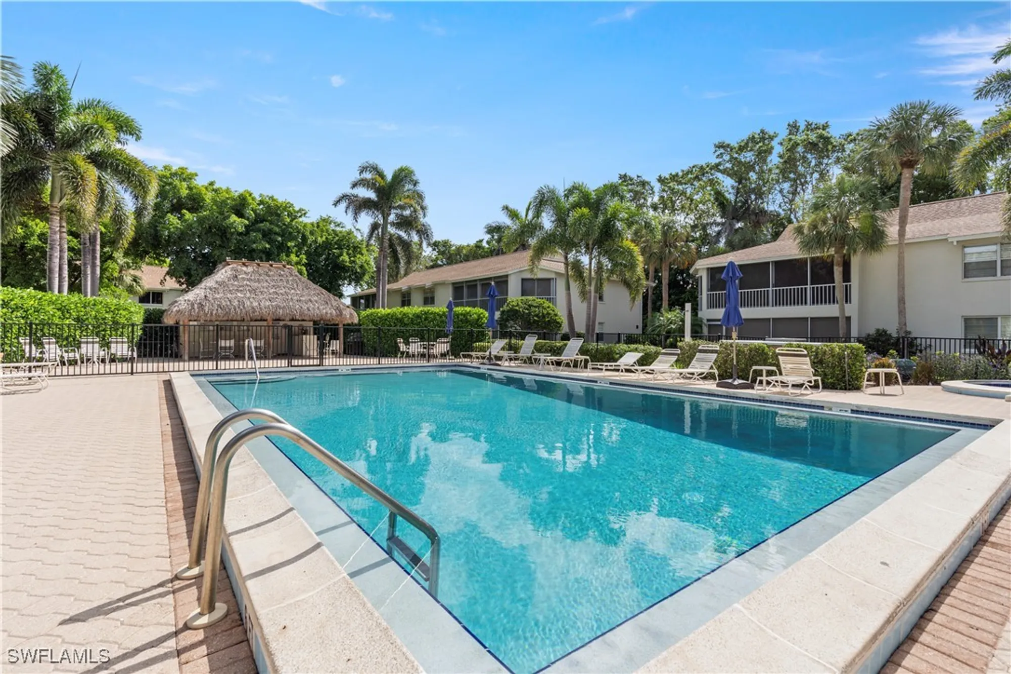 Property Slideshow image 24 of 39 | 3200 binnacle dr c1, Naples, FL, 34103