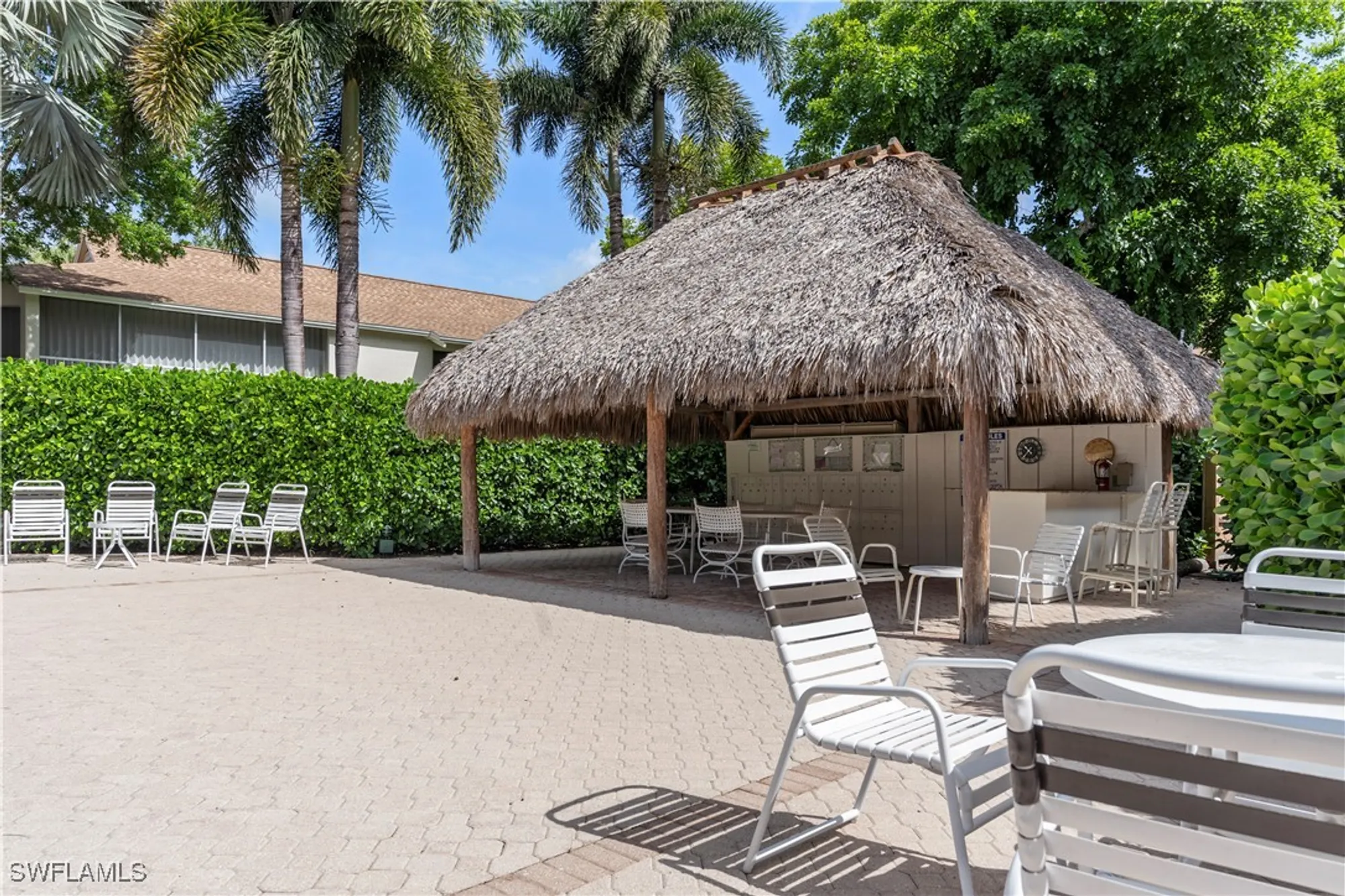 Property Slideshow image 27 of 39 | 3200 binnacle dr c1, Naples, FL, 34103