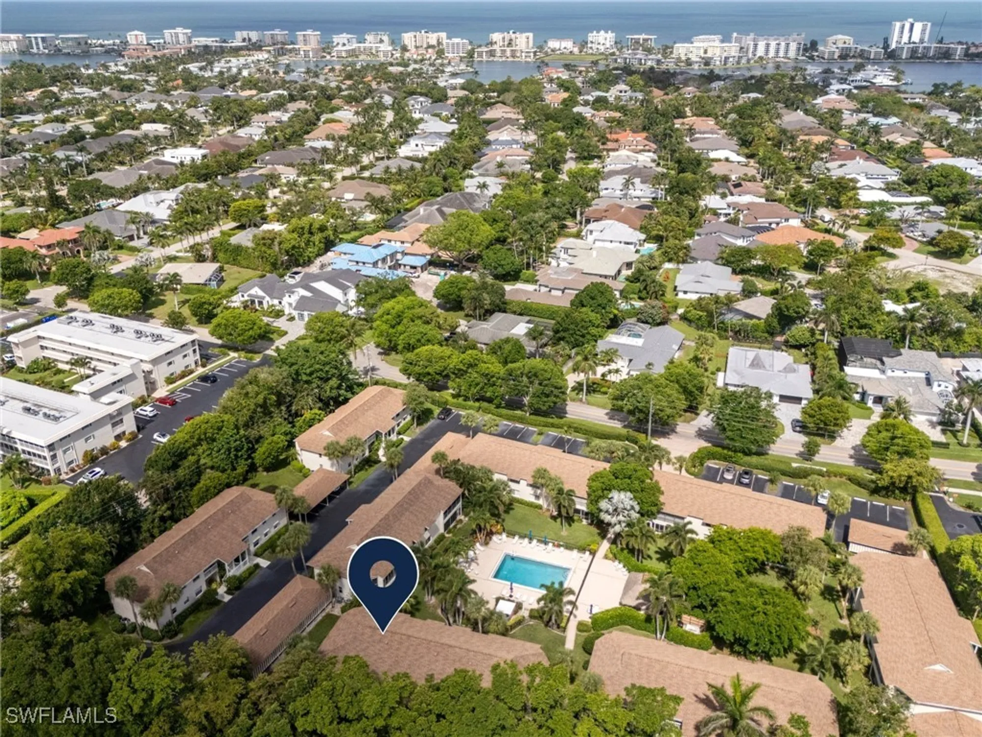 Property Slideshow image 30 of 39 | 3200 binnacle dr c1, Naples, FL, 34103