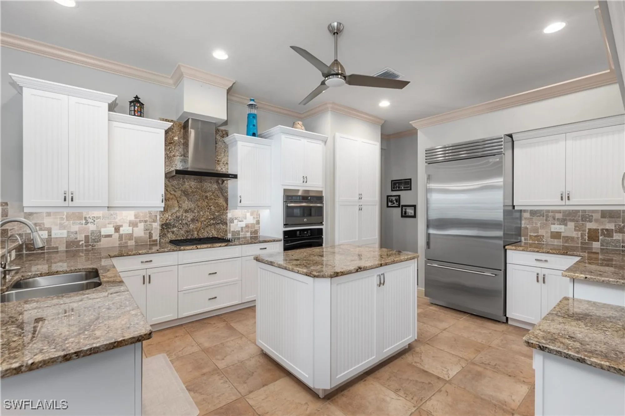 Property Slideshow image 10 of 49 | 3681 mossy oak dr, Fort Myers, FL, 33905