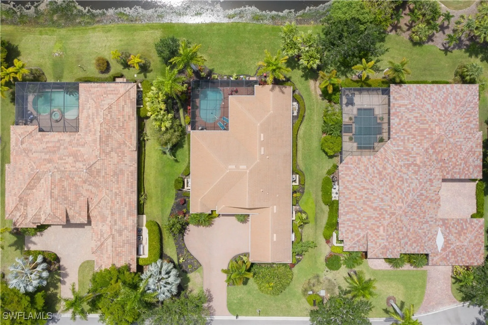 Property Slideshow image 3 of 49 | 3681 mossy oak dr, Fort Myers, FL, 33905