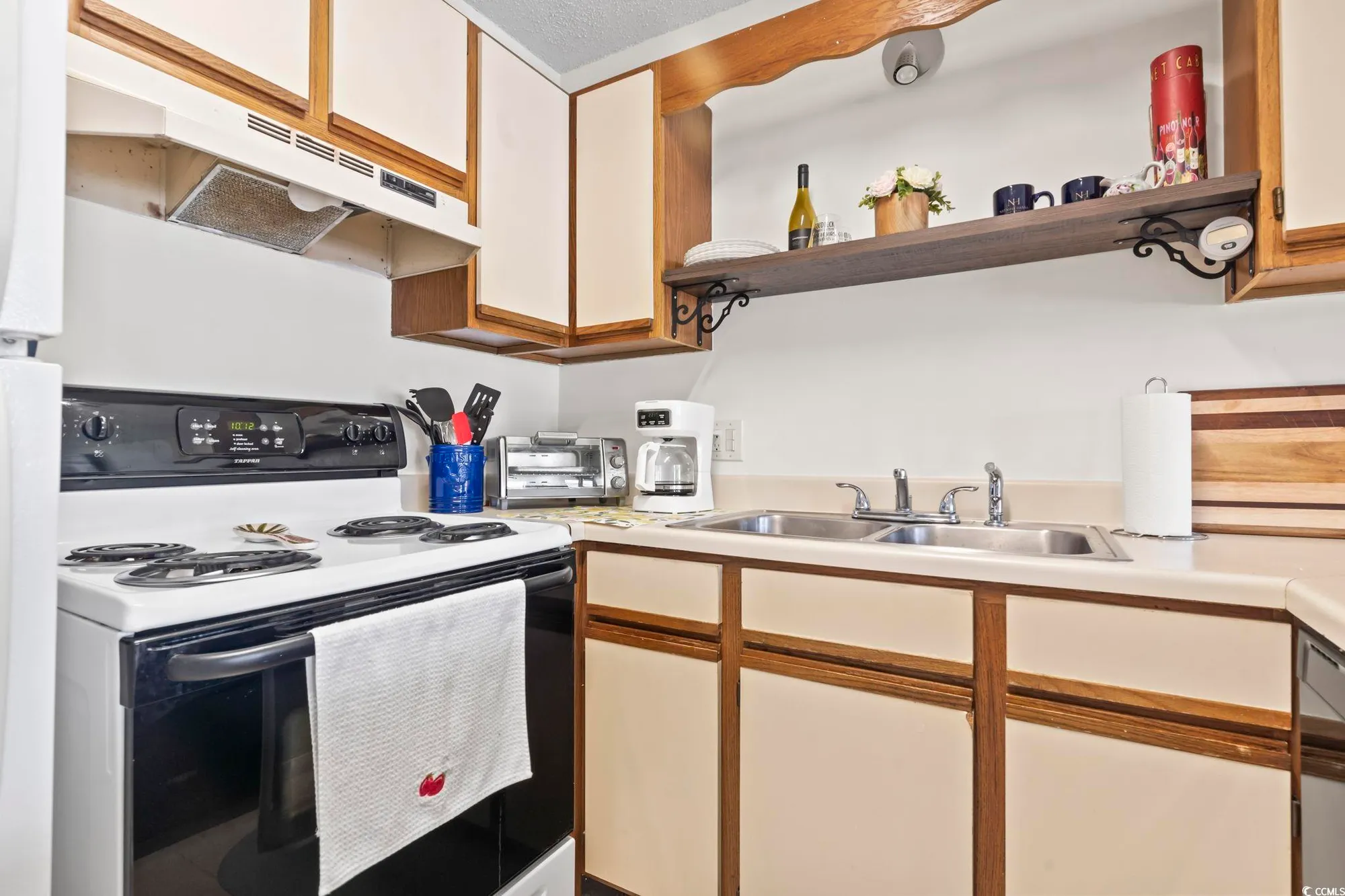 Property Slideshow image 9 of 39 | 500 fairway village dr j-7, Myrtle Beach, SC, 29588