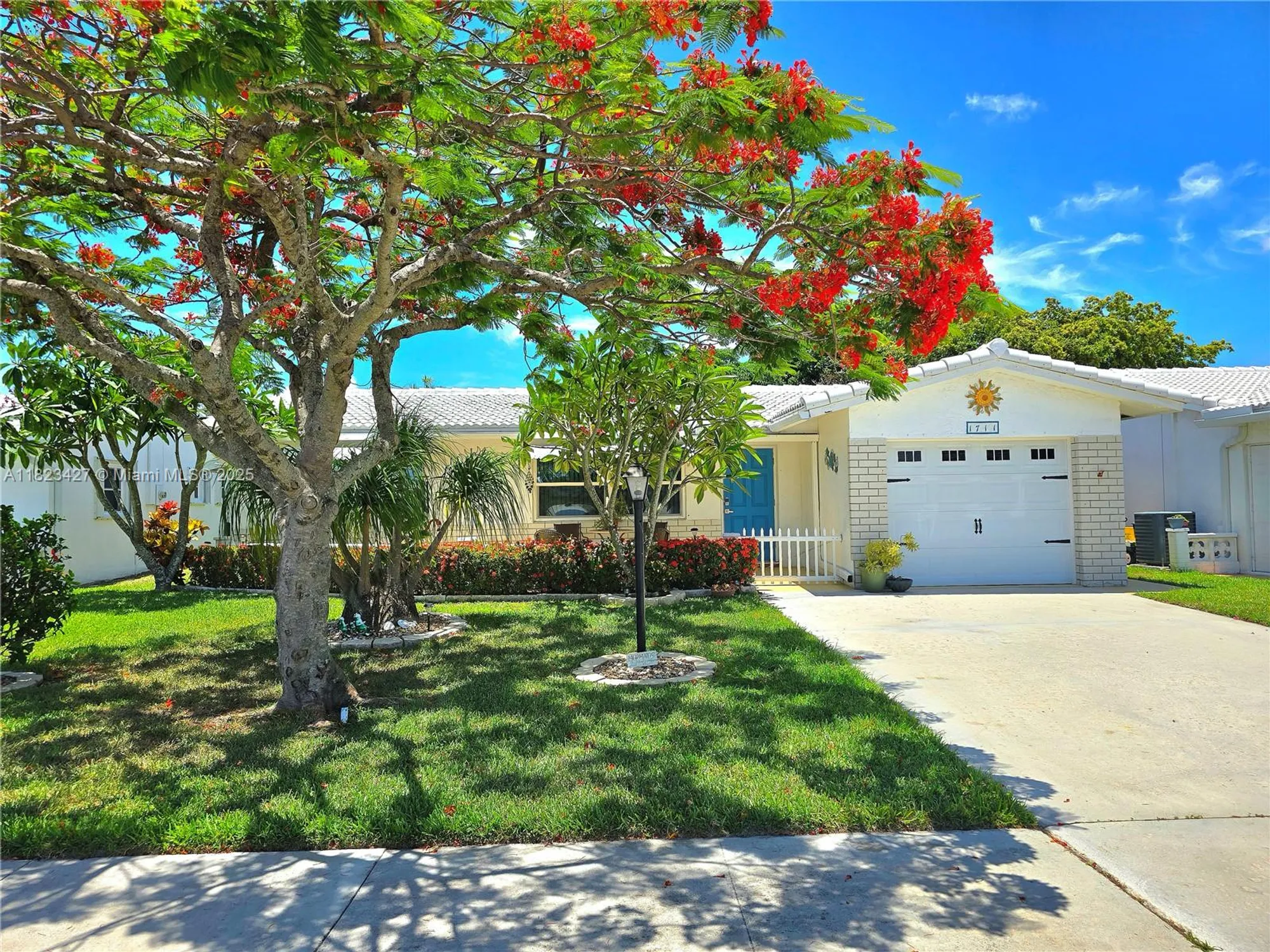 Property Slideshow image 4 of 60 | 1711 sw 22nd st, Boynton Beach, FL, 33426