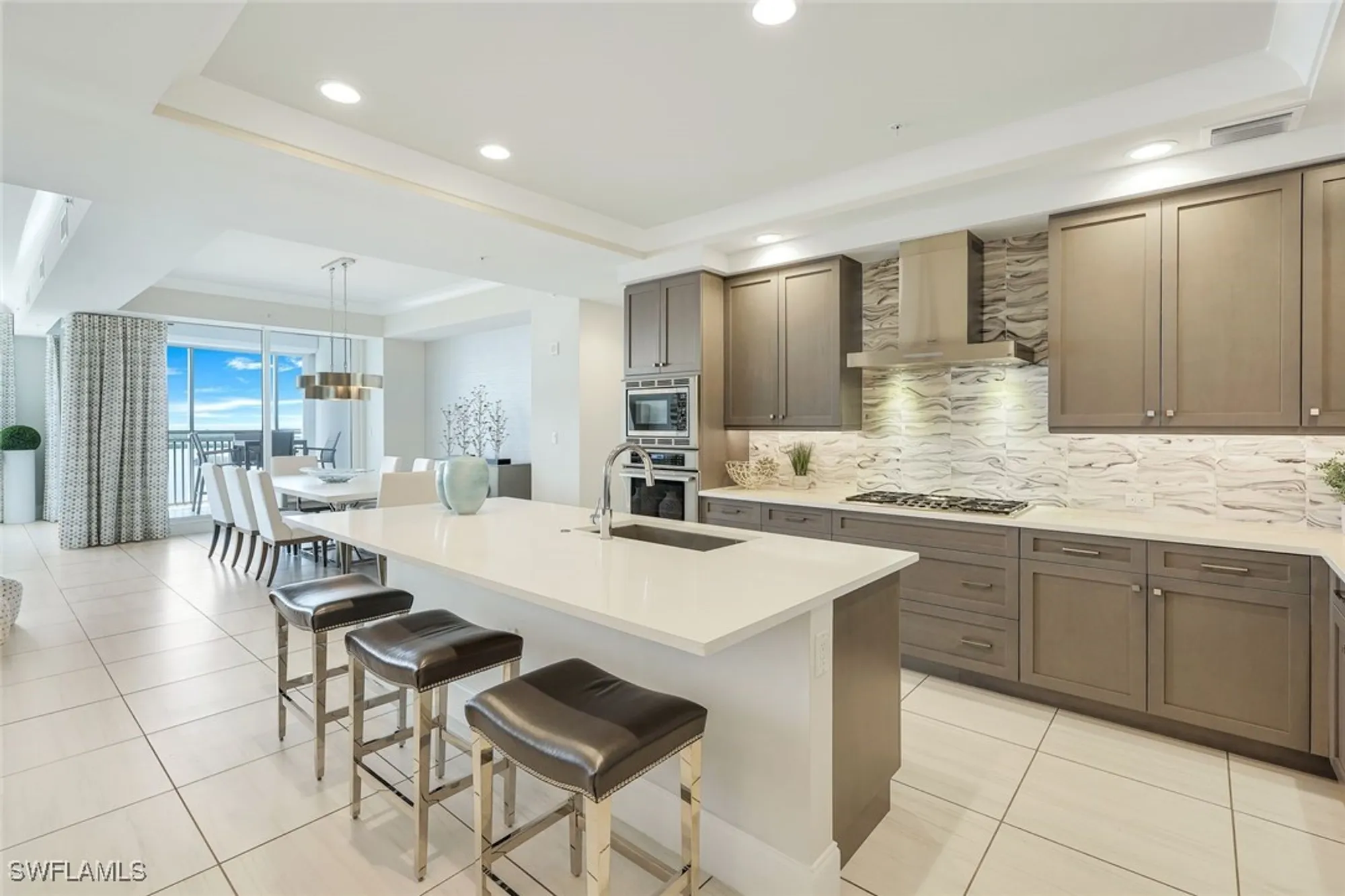 Property Slideshow image 8 of 50 | 4971 bonita bay blvd unit 1402, Bonita Springs, FL, 34134