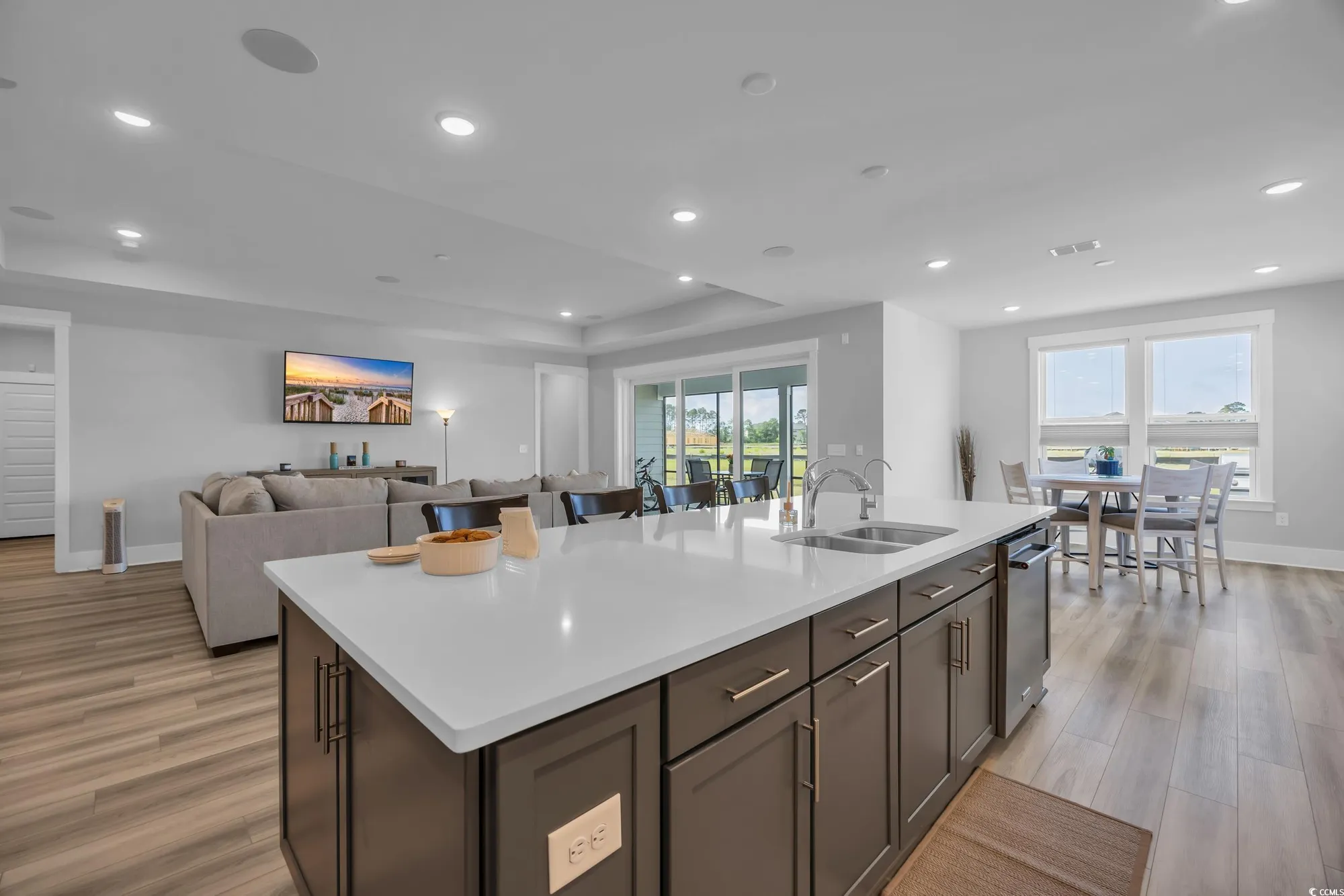 Property Slideshow image 14 of 39 | 1121 oxeye st, North Myrtle Beach, SC, 29582