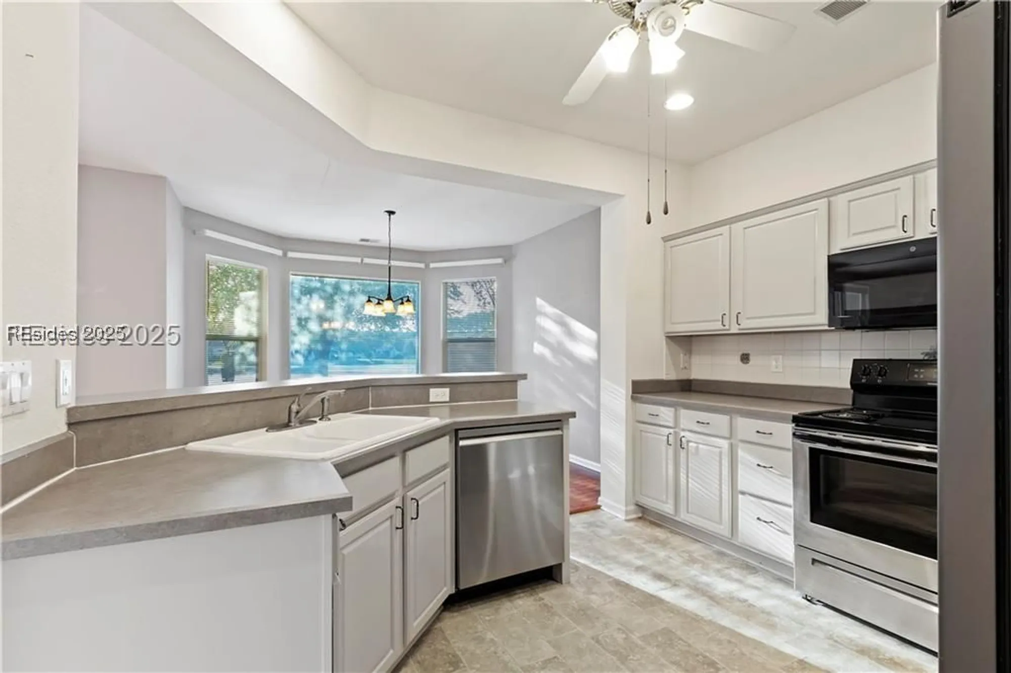 Property Slideshow image 21 of 42 | 16 pinckney dr, Bluffton, SC, 29909