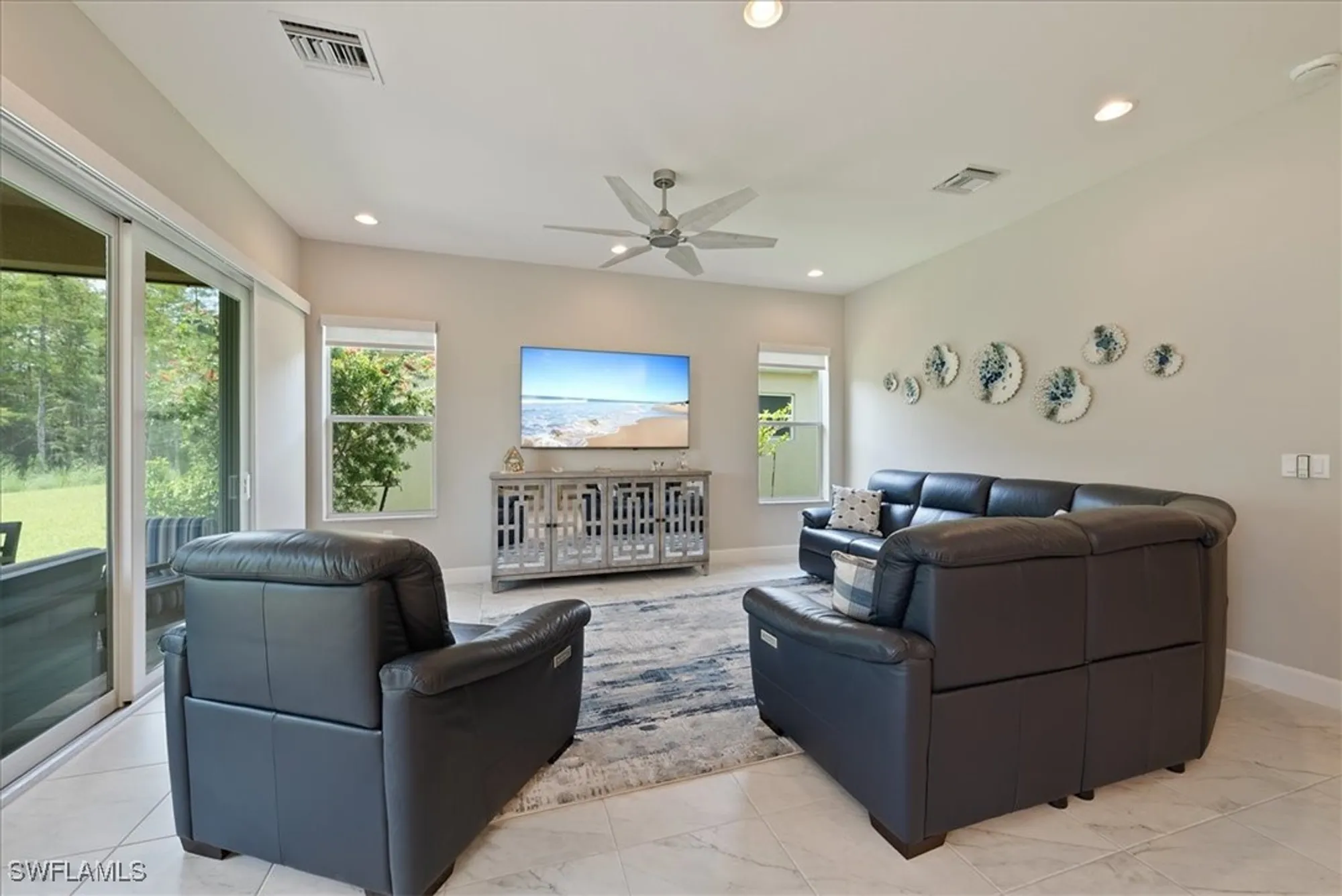 Property Slideshow image 11 of 50 | 28646 lobos cir, Bonita Springs, FL, 34135