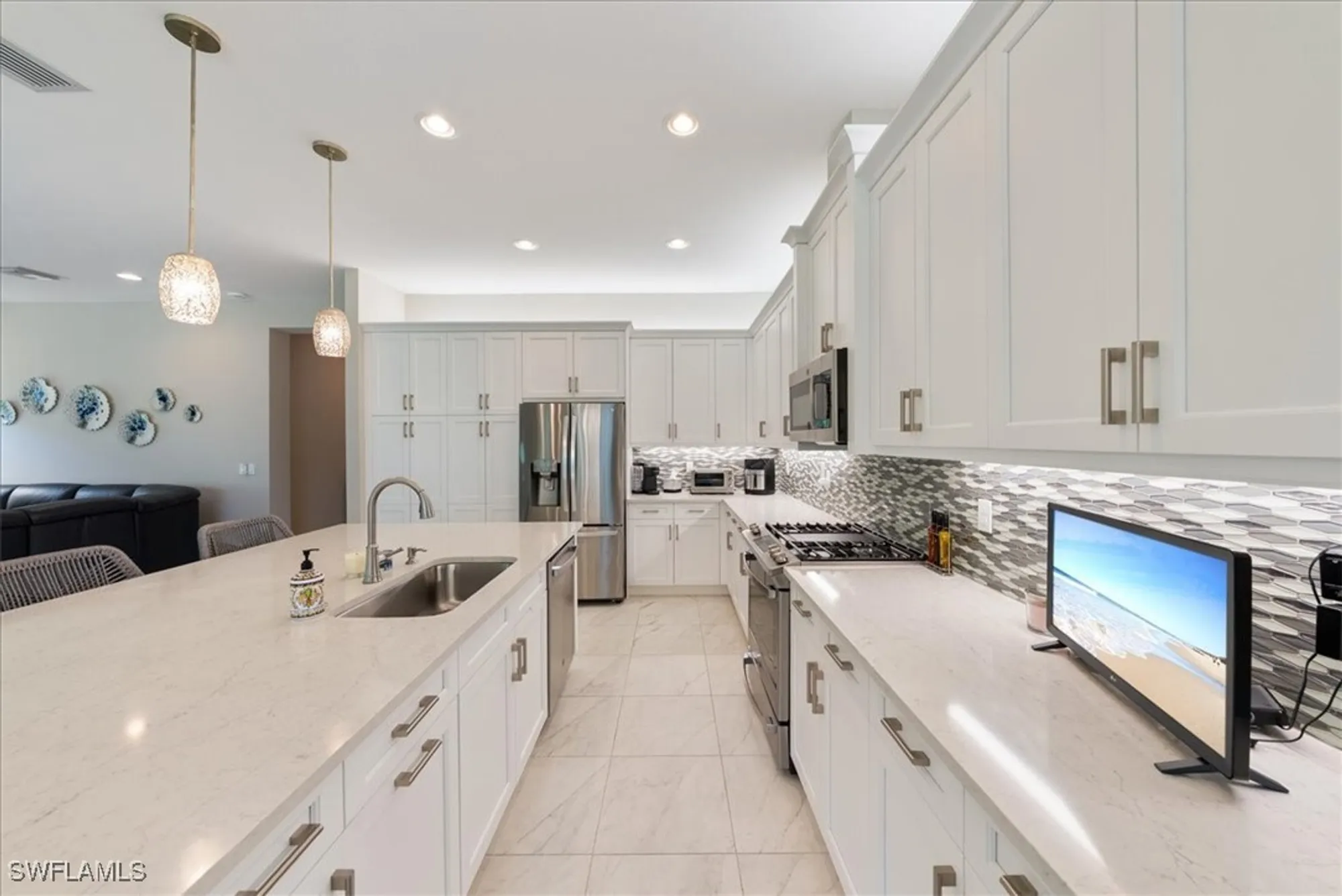 Property Slideshow image 2 of 50 | 28646 lobos cir, Bonita Springs, FL, 34135