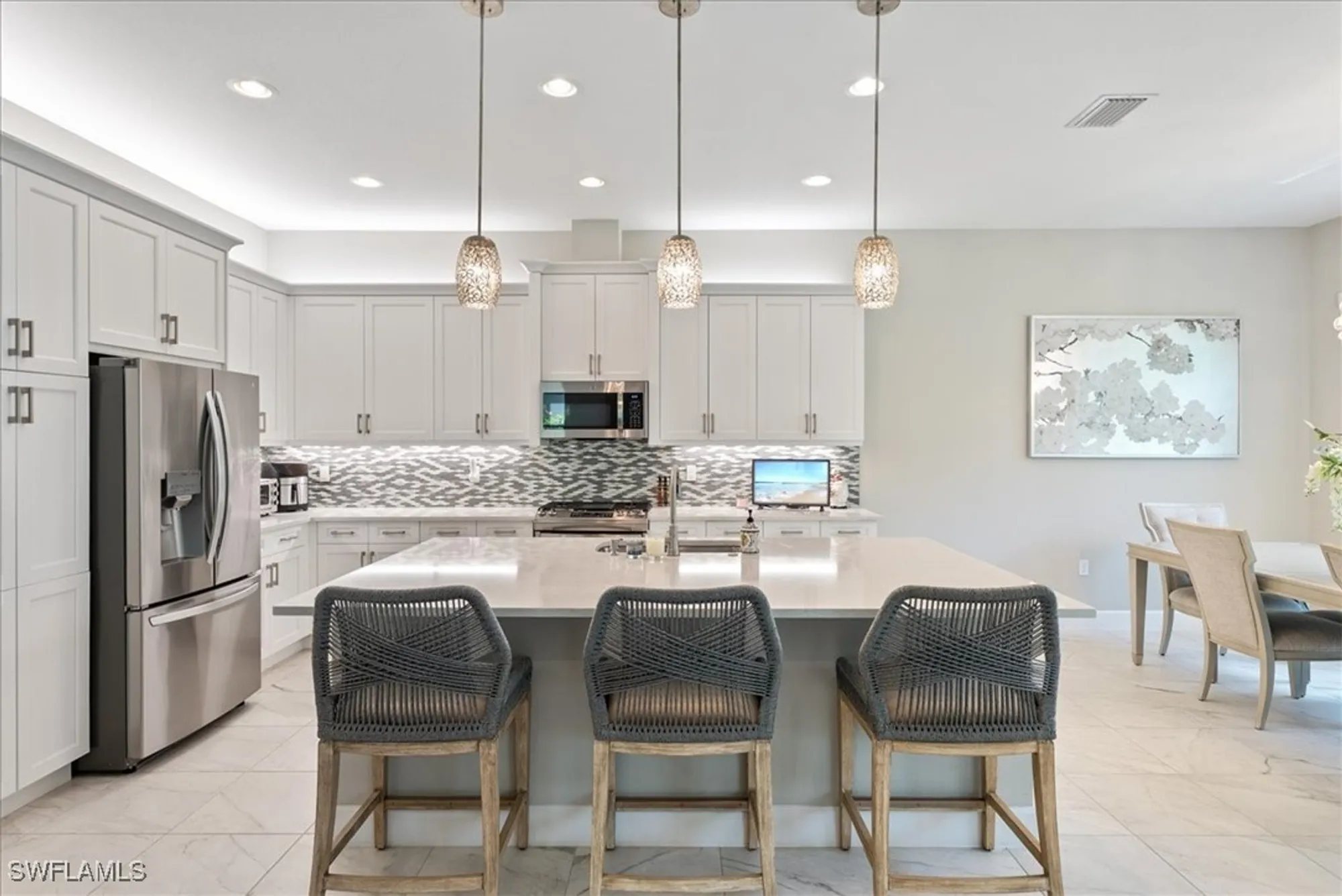 Property Slideshow image 4 of 50 | 28646 lobos cir, Bonita Springs, FL, 34135