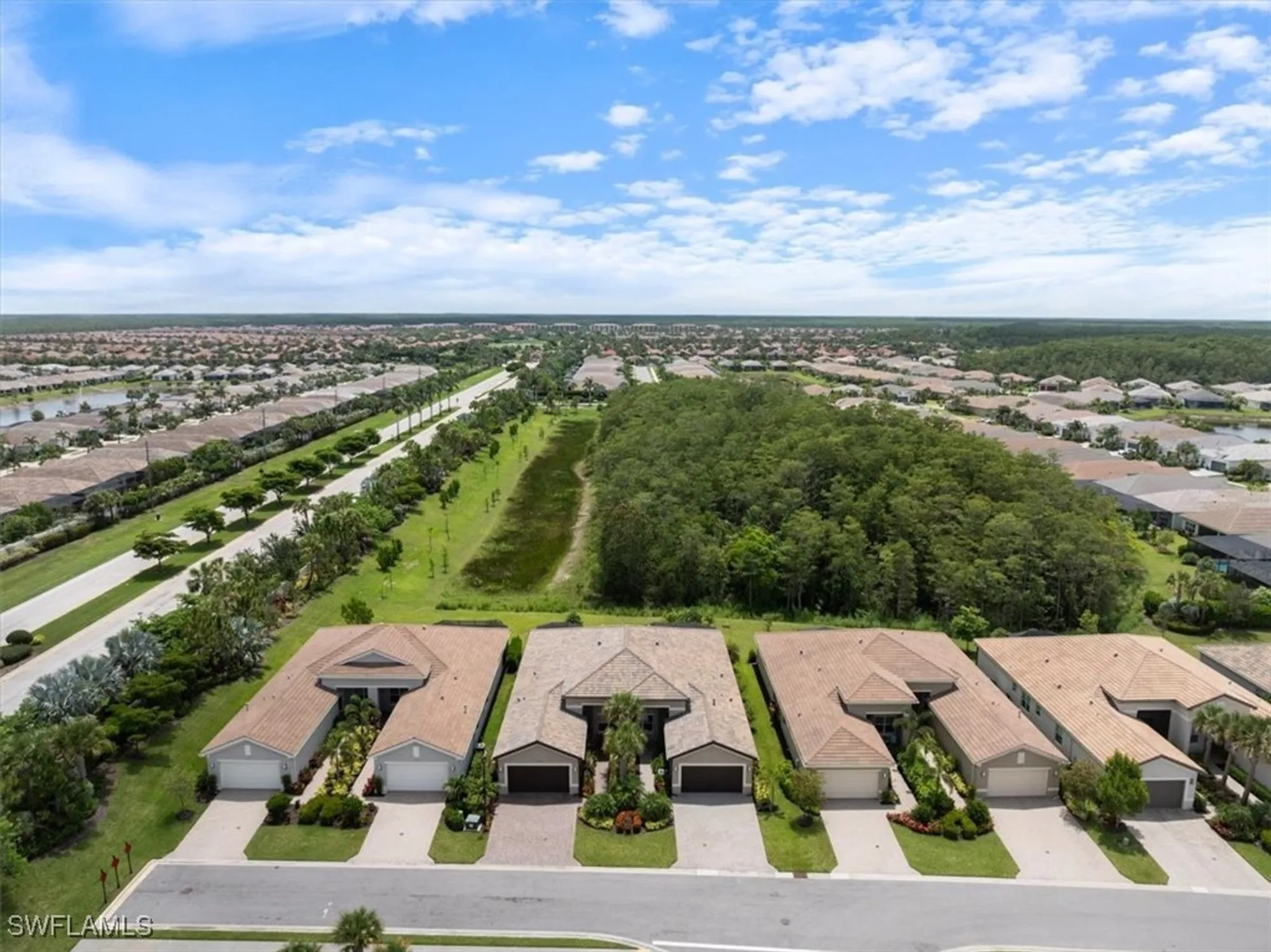 Property Slideshow image 40 of 50 | 28646 lobos cir, Bonita Springs, FL, 34135