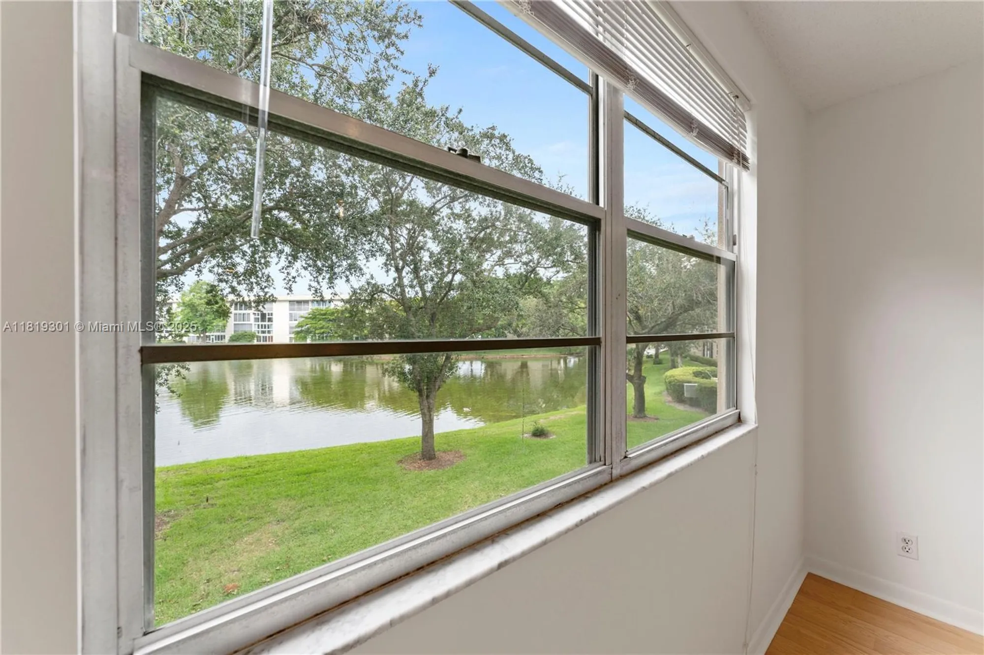 Property Slideshow image 13 of 35 | 1704 andros isle c2, Coconut Creek, FL, 33066