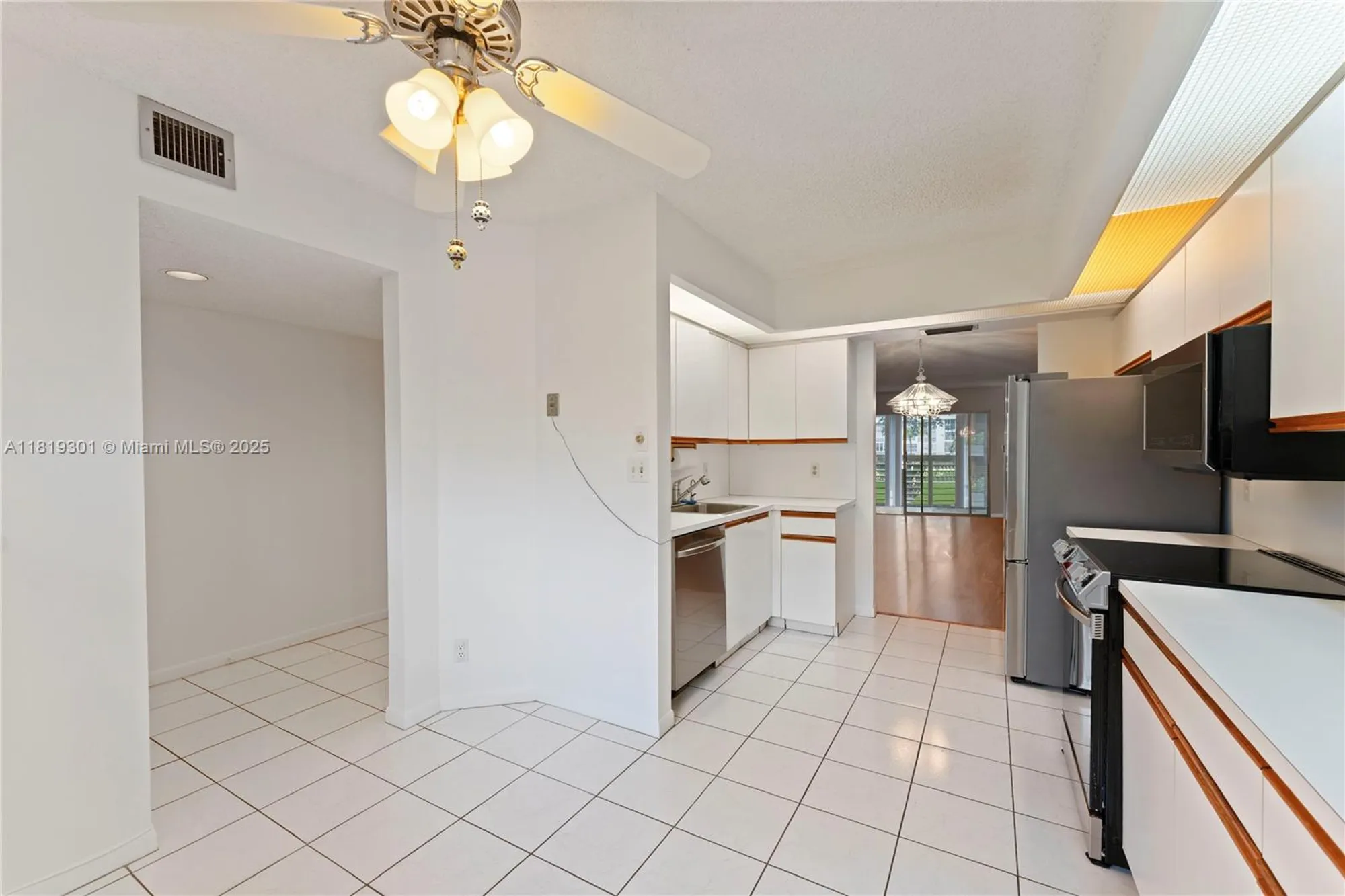 Property Slideshow image 31 of 35 | 1704 andros isle c2, Coconut Creek, FL, 33066
