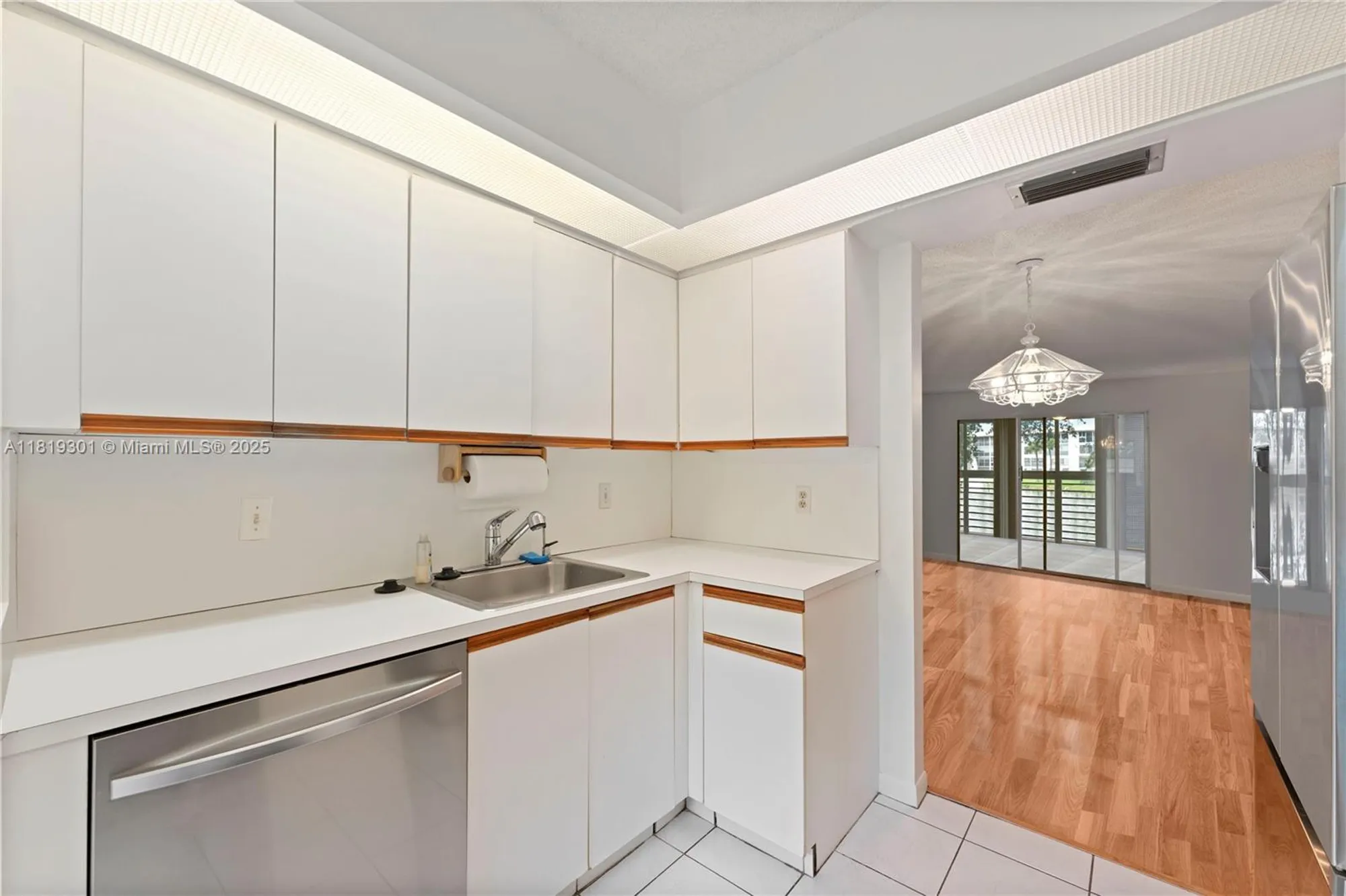 Property Slideshow image 32 of 35 | 1704 andros isle c2, Coconut Creek, FL, 33066