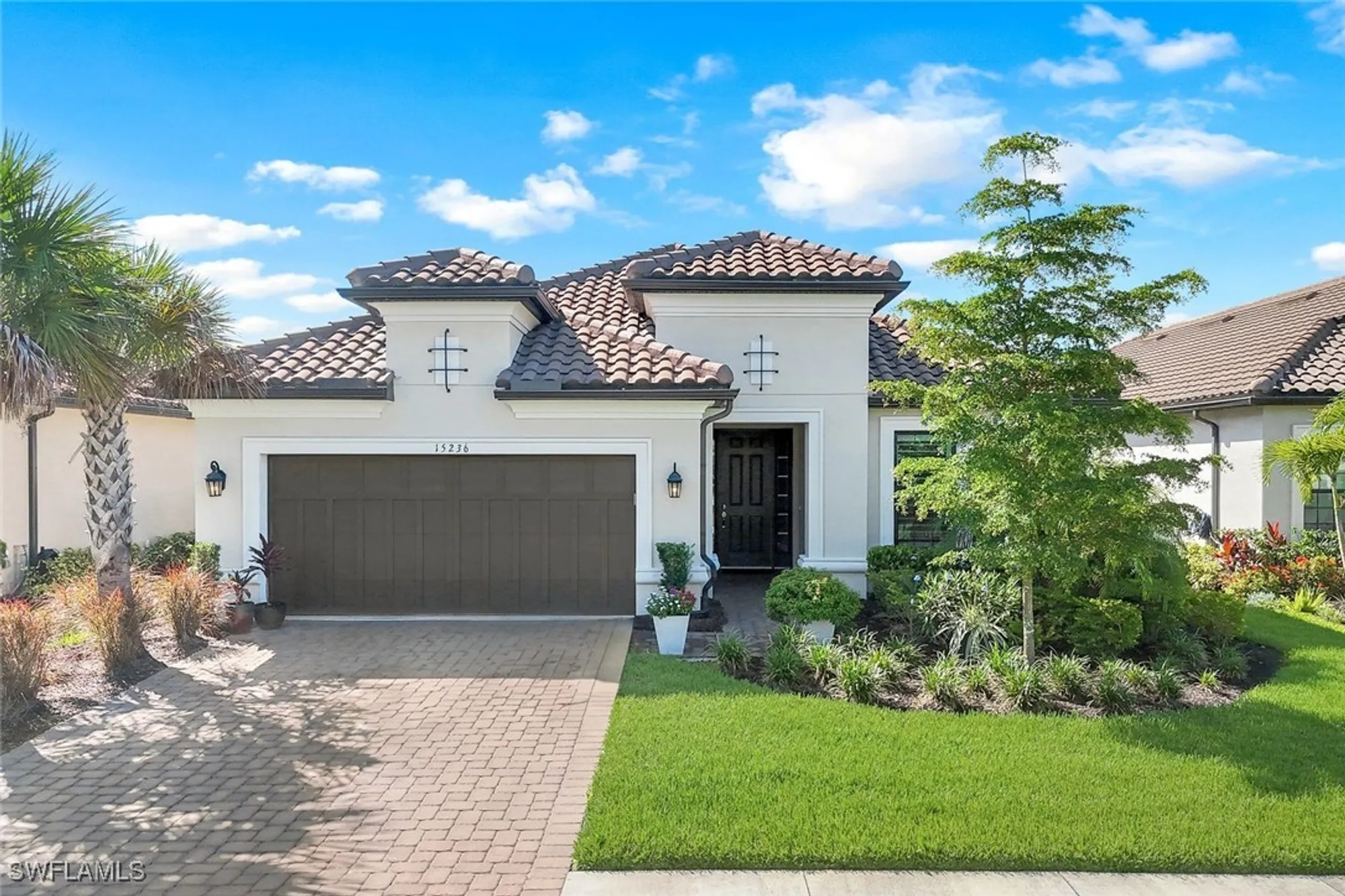 Property Slideshow image 1 of 44 | 15236 turin dr, Naples, FL, 34114