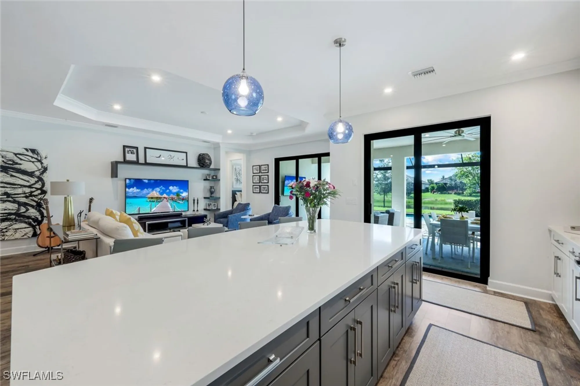 Property Slideshow image 12 of 44 | 15236 turin dr, Naples, FL, 34114