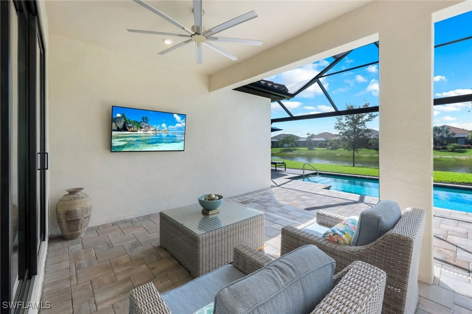 Property Slideshow image 28 of 44 | 15236 turin dr, Naples, FL, 34114