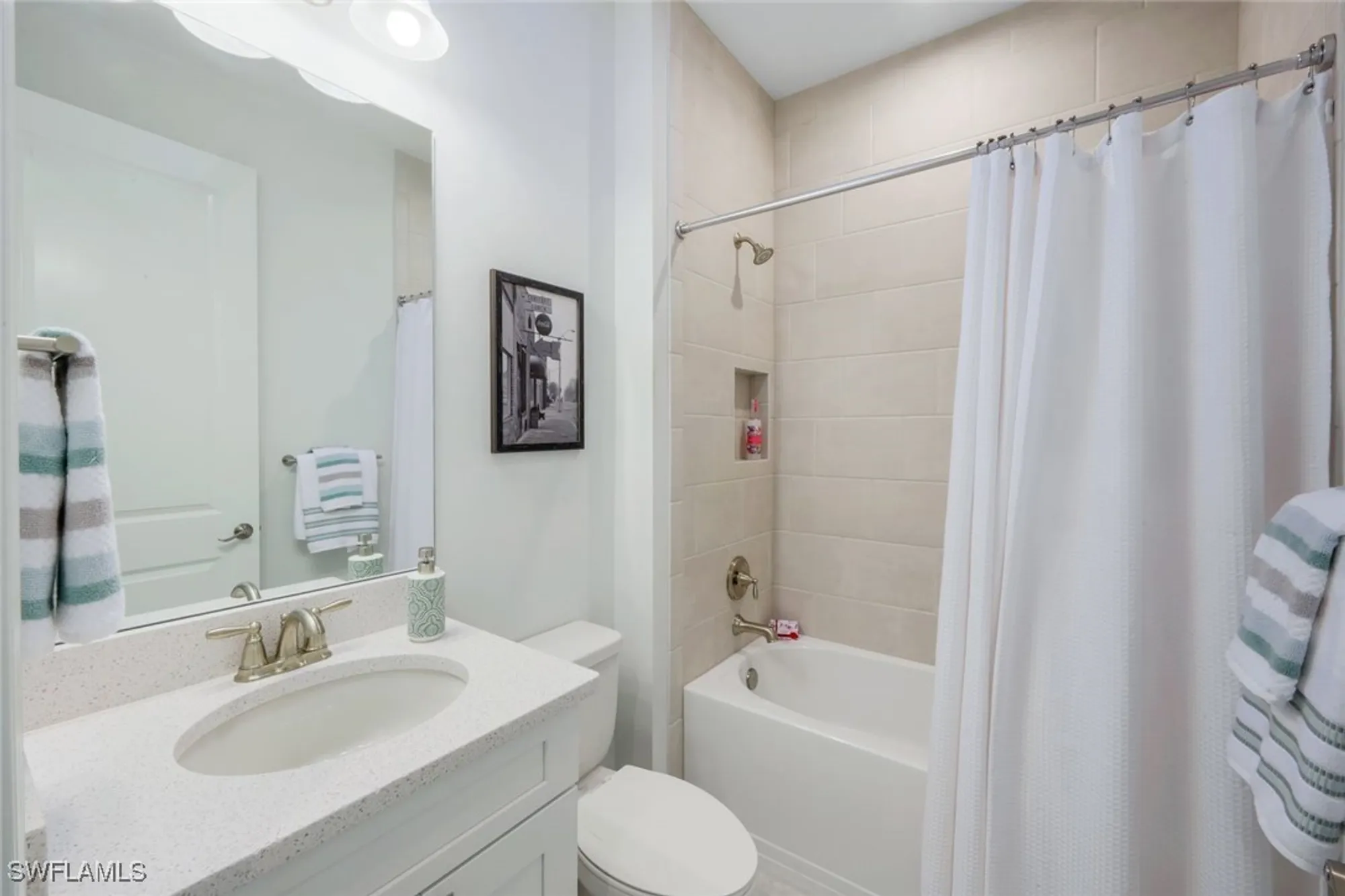 Property Slideshow image 22 of 44 | 15236 turin dr, Naples, FL, 34114