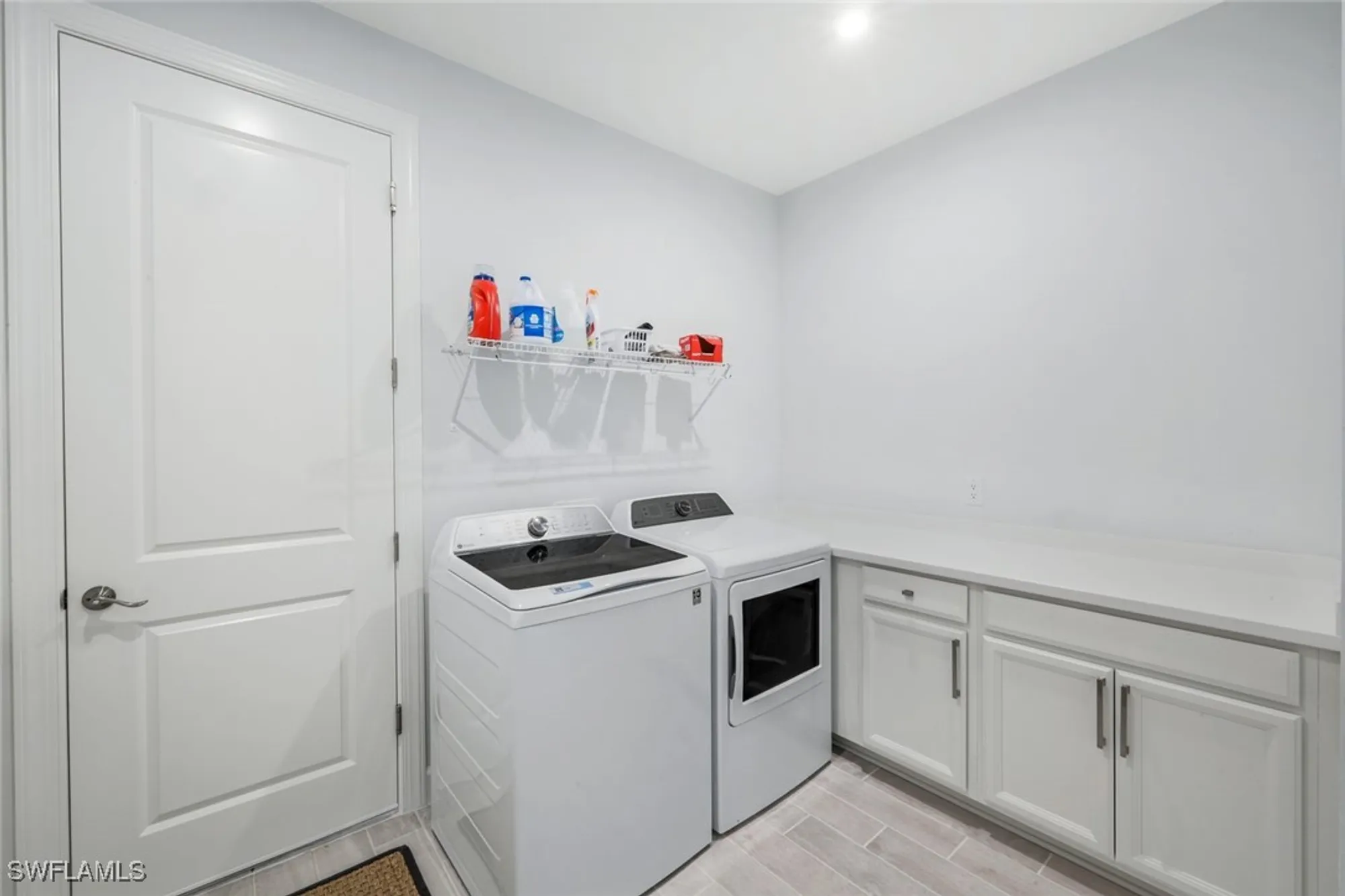 Property Slideshow image 34 of 44 | 15236 turin dr, Naples, FL, 34114