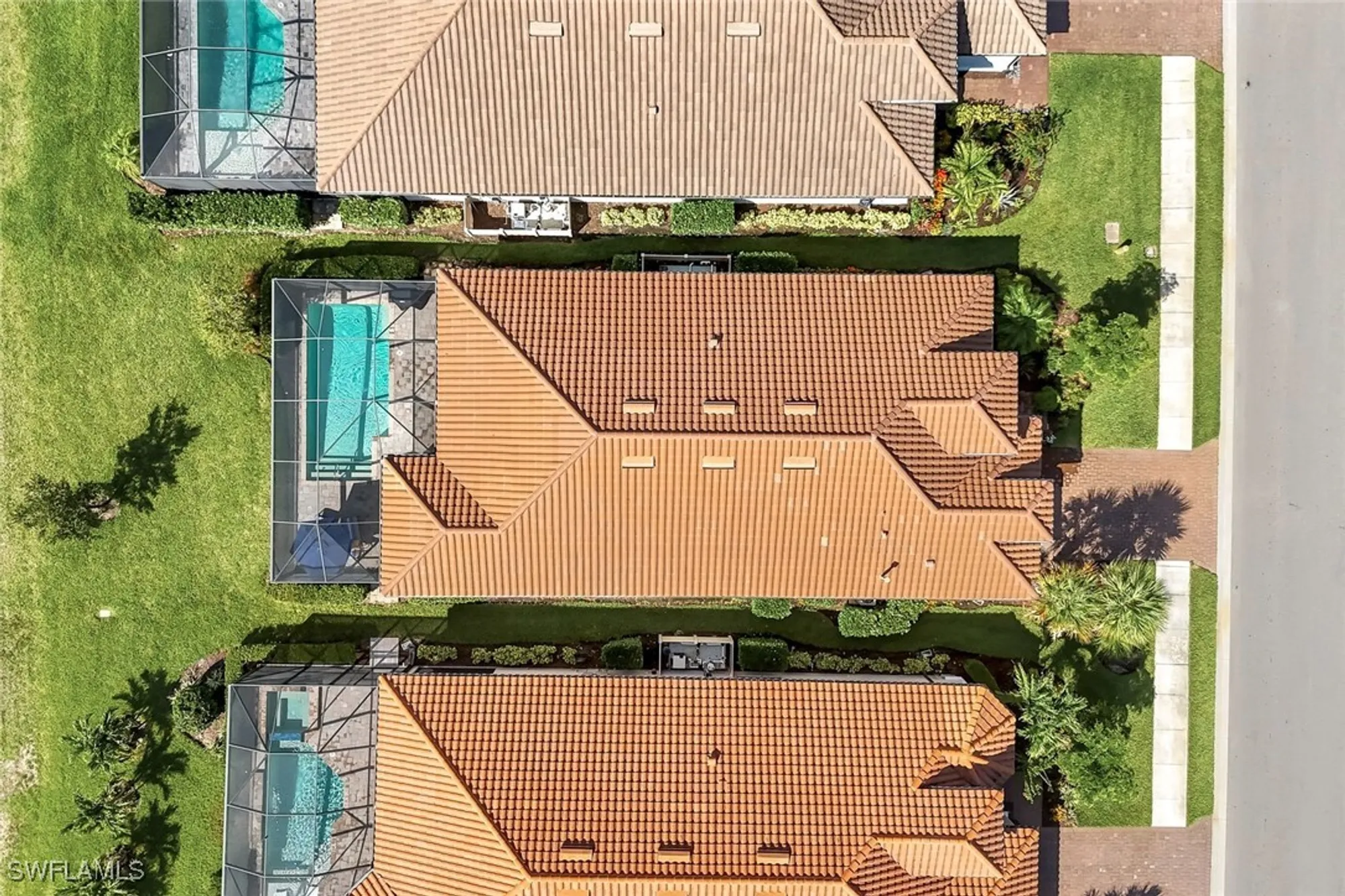 Property Slideshow image 35 of 44 | 15236 turin dr, Naples, FL, 34114